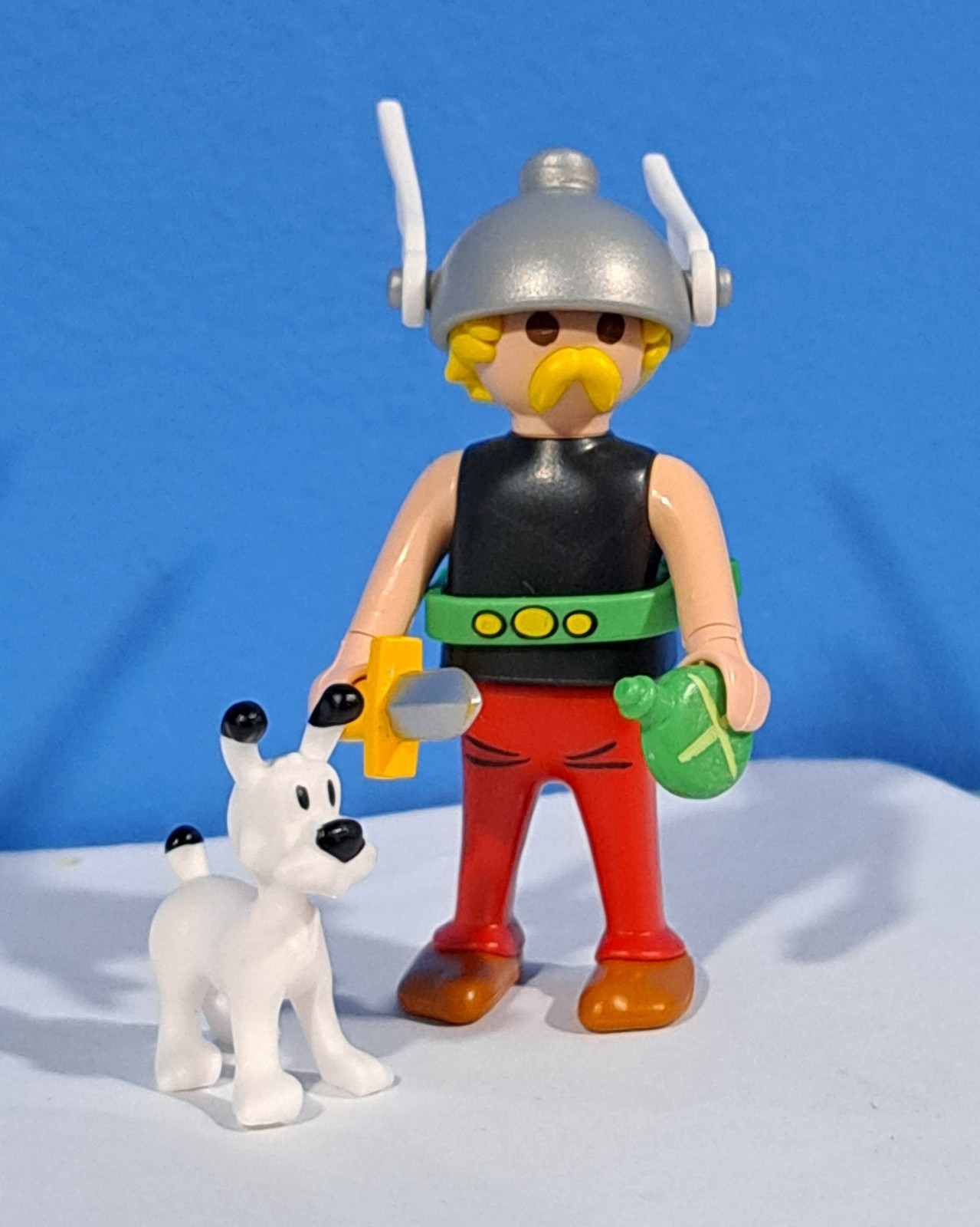 PLAYMOBIL ASTERIX Y OBELIX , FIGURA ASTERIX COMPLETO CON IDEAFIX - 28/4/21