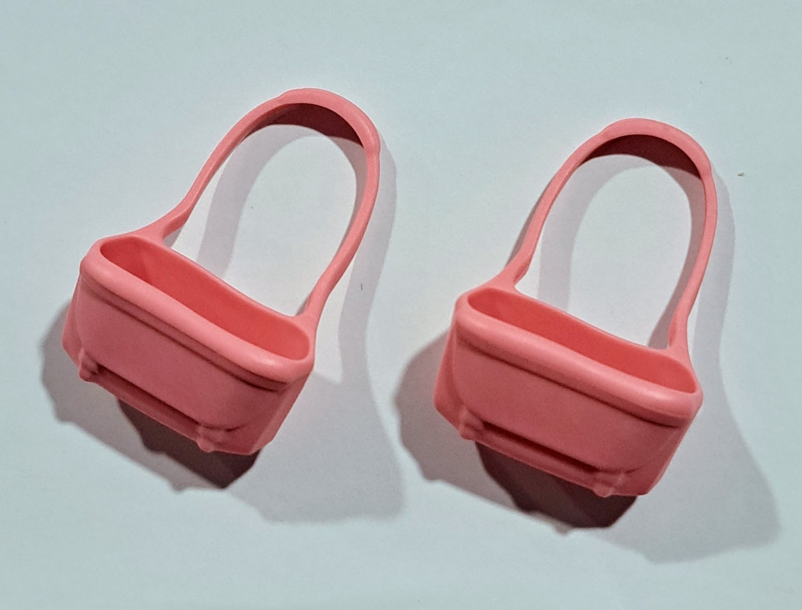 PLAYMOBIL PAREJA BANDOLERA PERIODICOS ROSA - 30/8/22