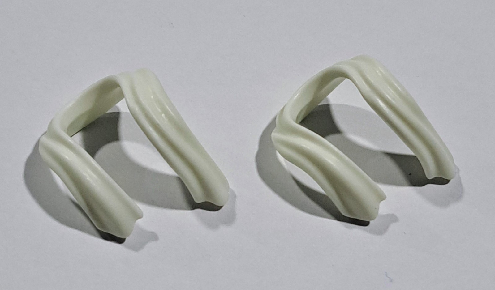 PLAYMOBIL PAREJA TOALLA CUELLO BLANCA -30/8/22