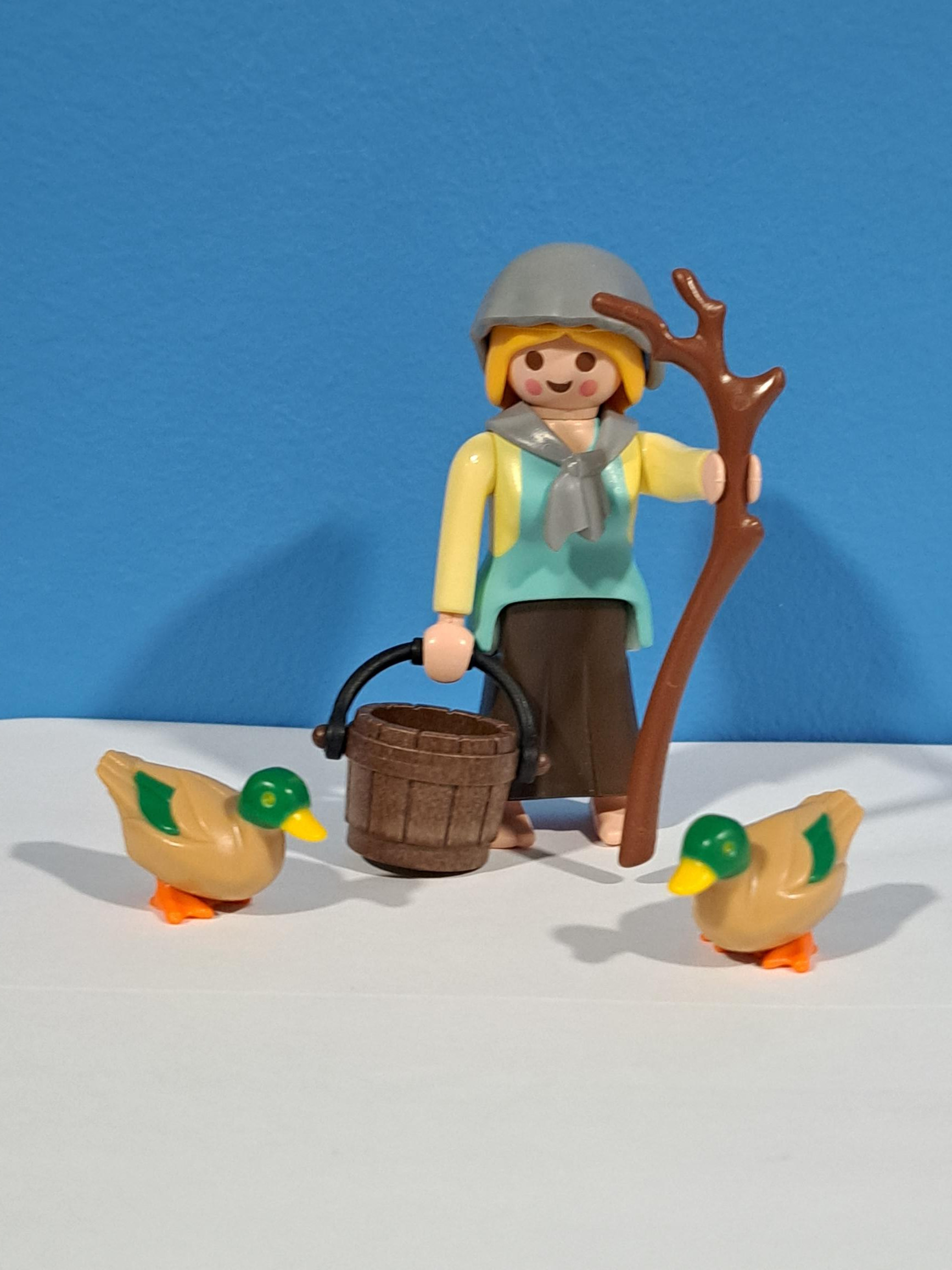 PLAYMOBIL ALDEANA CON PATOS , BELEN - 17/5/22