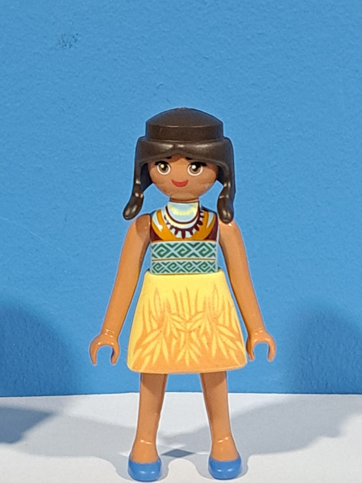 PLAYMOBIL WILTOPIA CHICA CON FALDA - 8/12/22