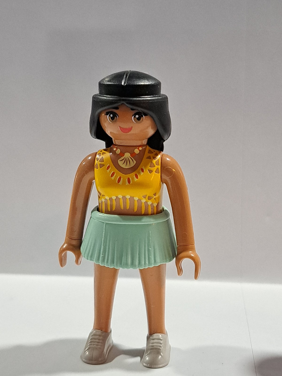 PLAYMOBIL FIGURA CHICA WILTOPIA CON FALDA - 2/4/23