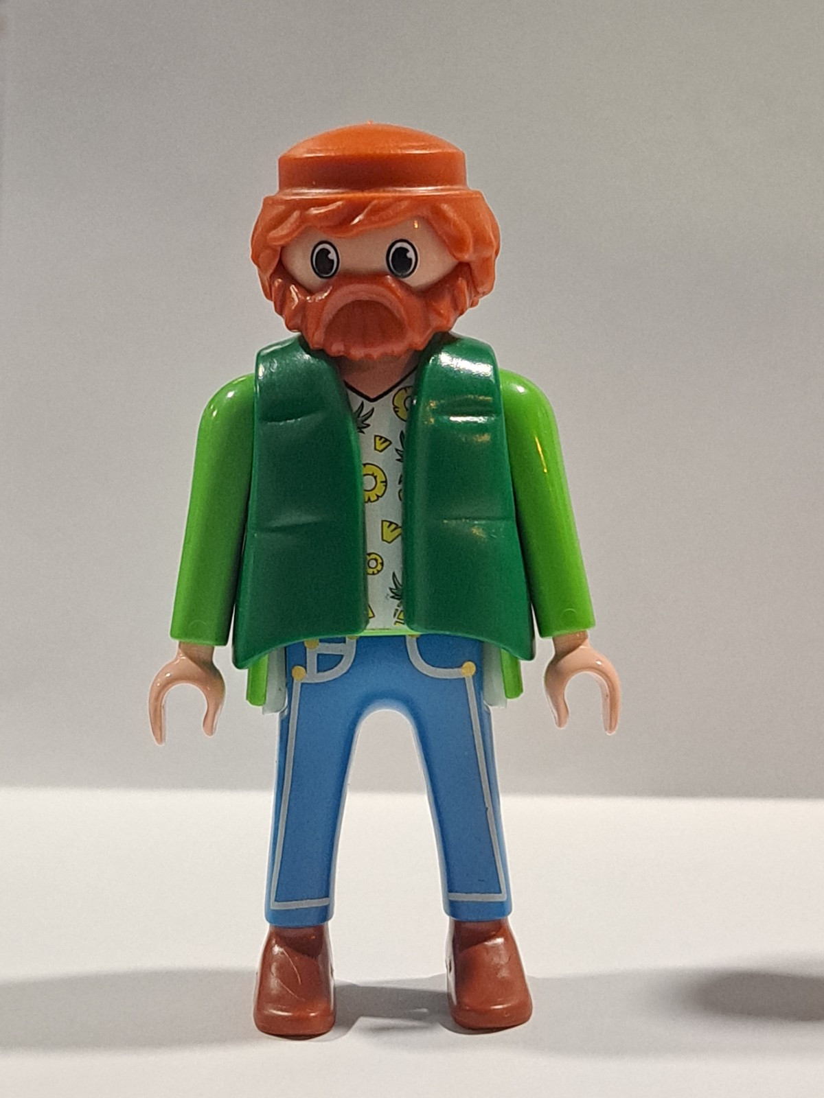 PLAYMOBIL HOMBRE PELIRROJO CON CHALECO VERDE - 20/4/23