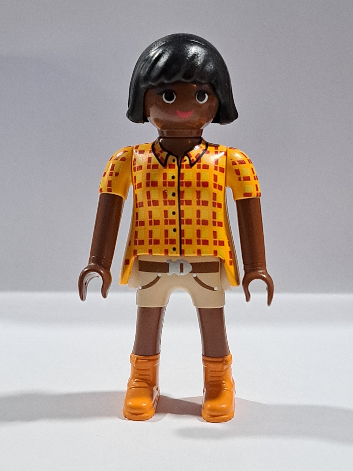 PLAYMOBIL MUJER NEGRA EXCURSIONISTA - 20/4/23