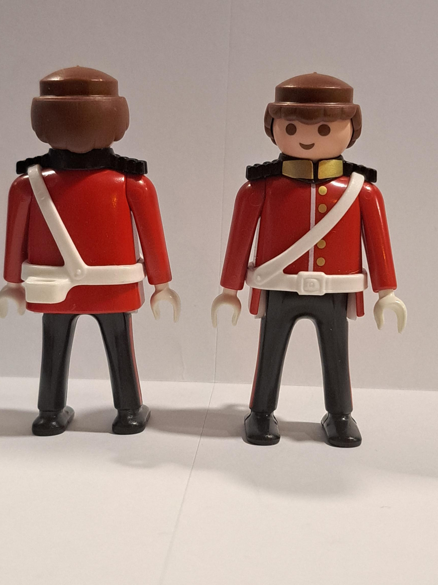 PLAYMOBIL FIGURA INGLES , ROYAL GUARD - 7/3/21