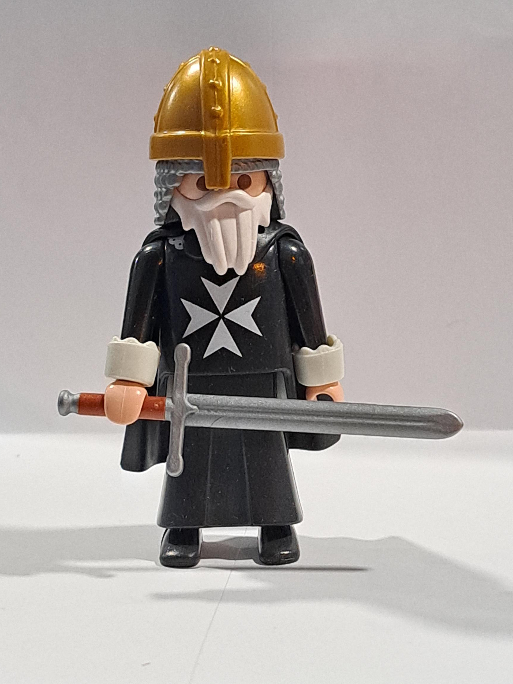 PLAYMOBIL CABALLERO MALTES BARBA BLANCA - 16/6/2