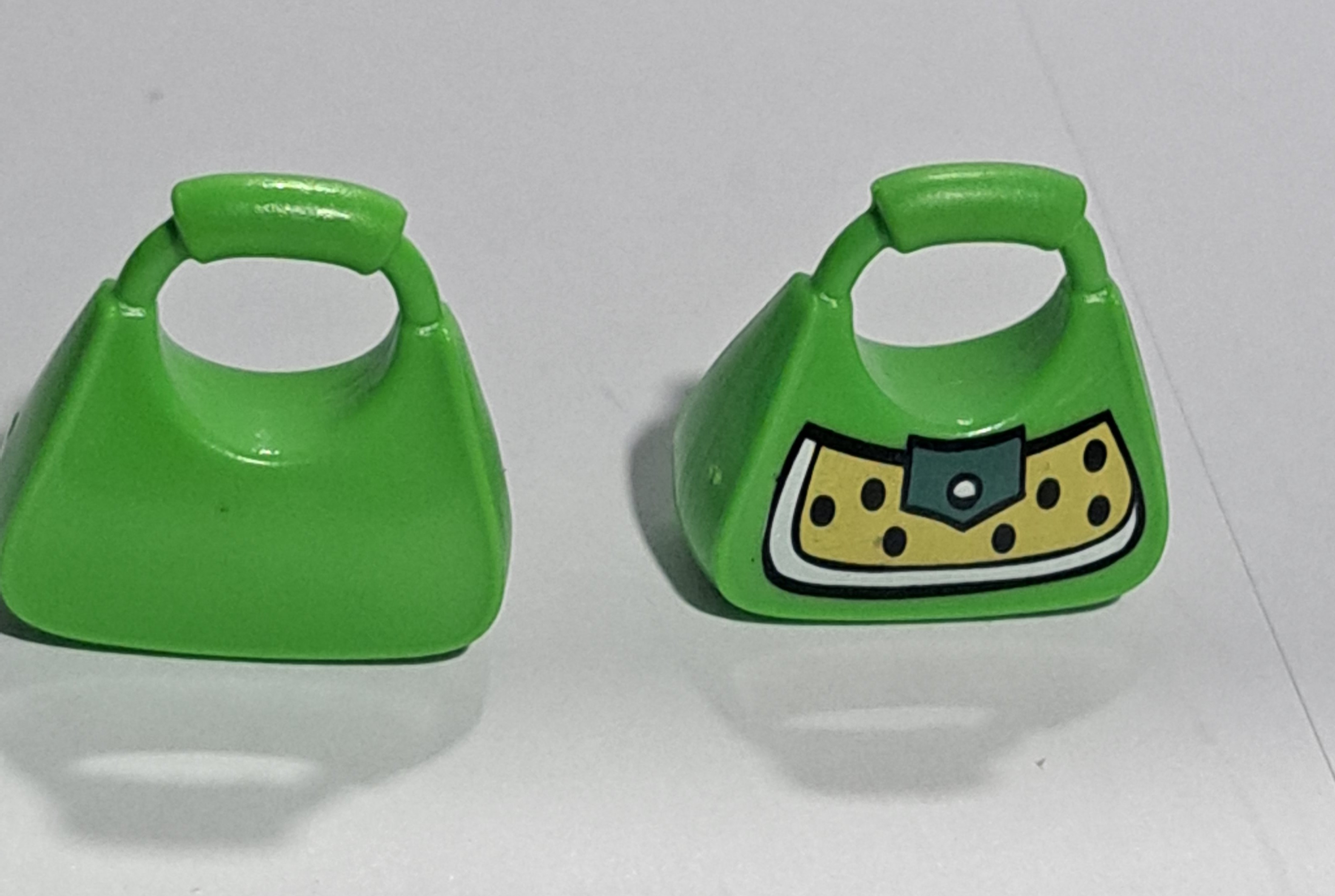 PLAYMOBIL PAREJA BOLSO VERDE- 16/8/23
