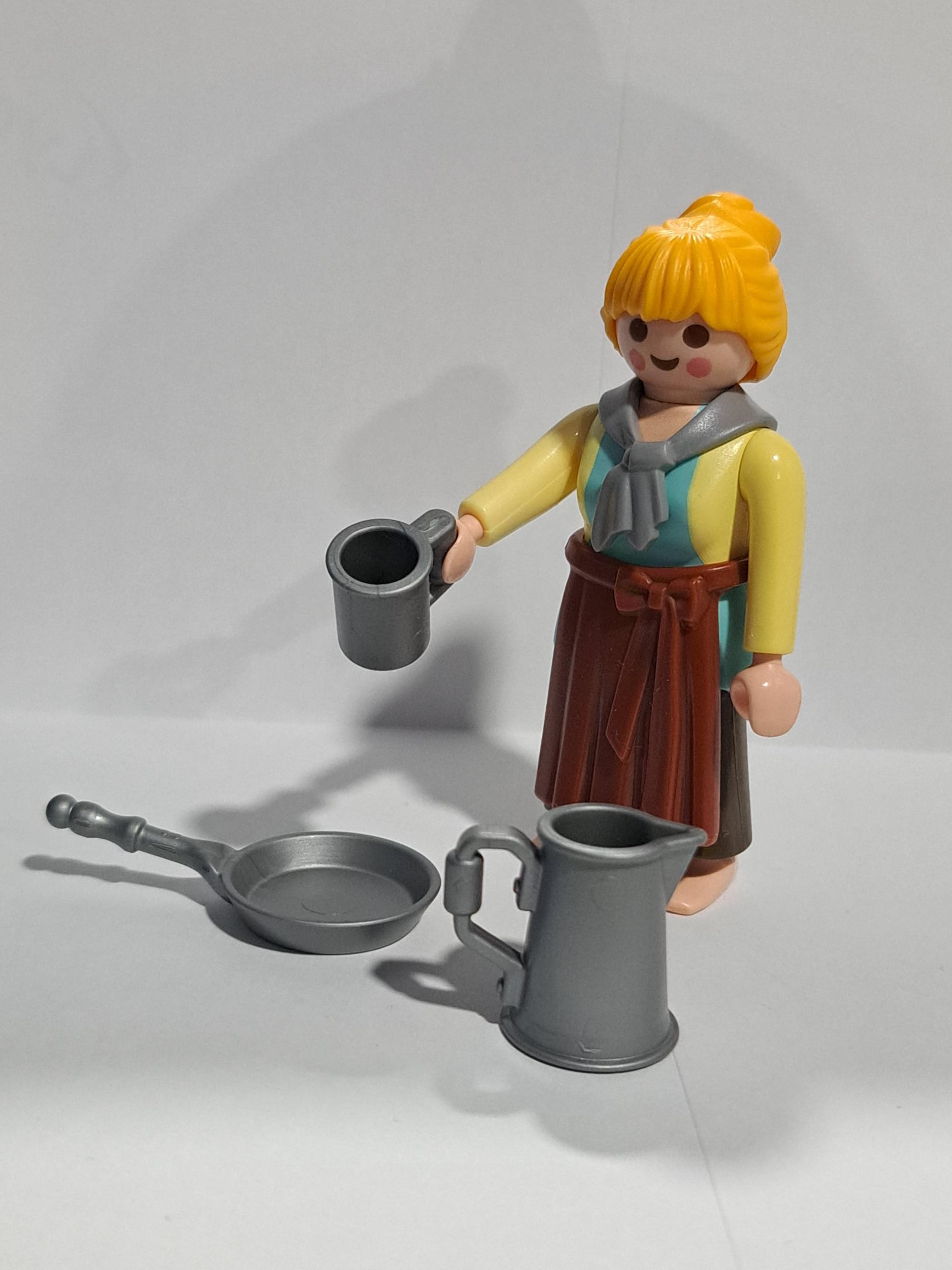 PLAYMOBIL ALDEANA CON ACCESORIOS DE COCINA, MEDIEVAL , BELEN - 16/8/23