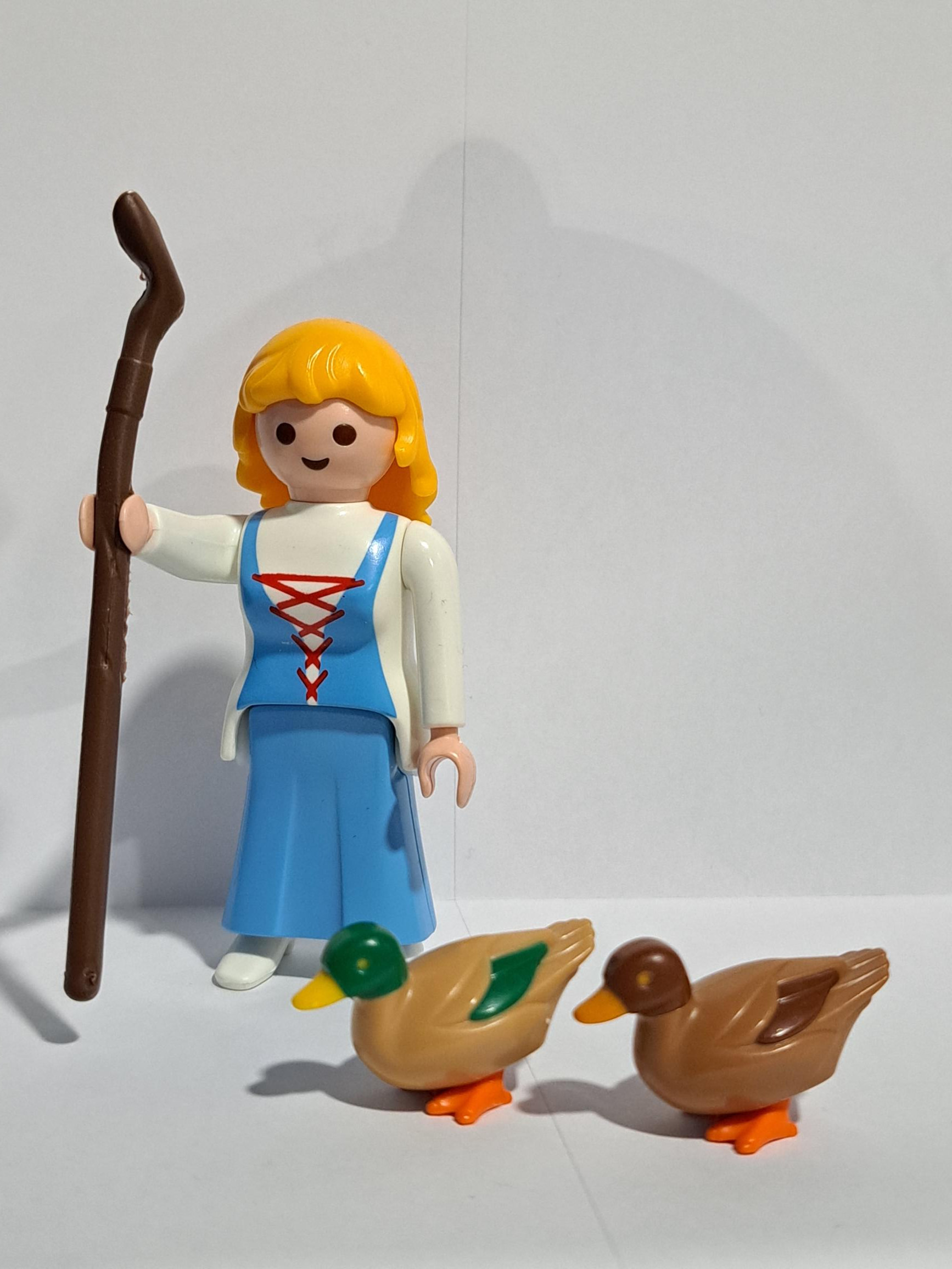 PLAYMOBIL ALDEANA CON PATOS, MEDIEVAL , BELEN - 16/8/23