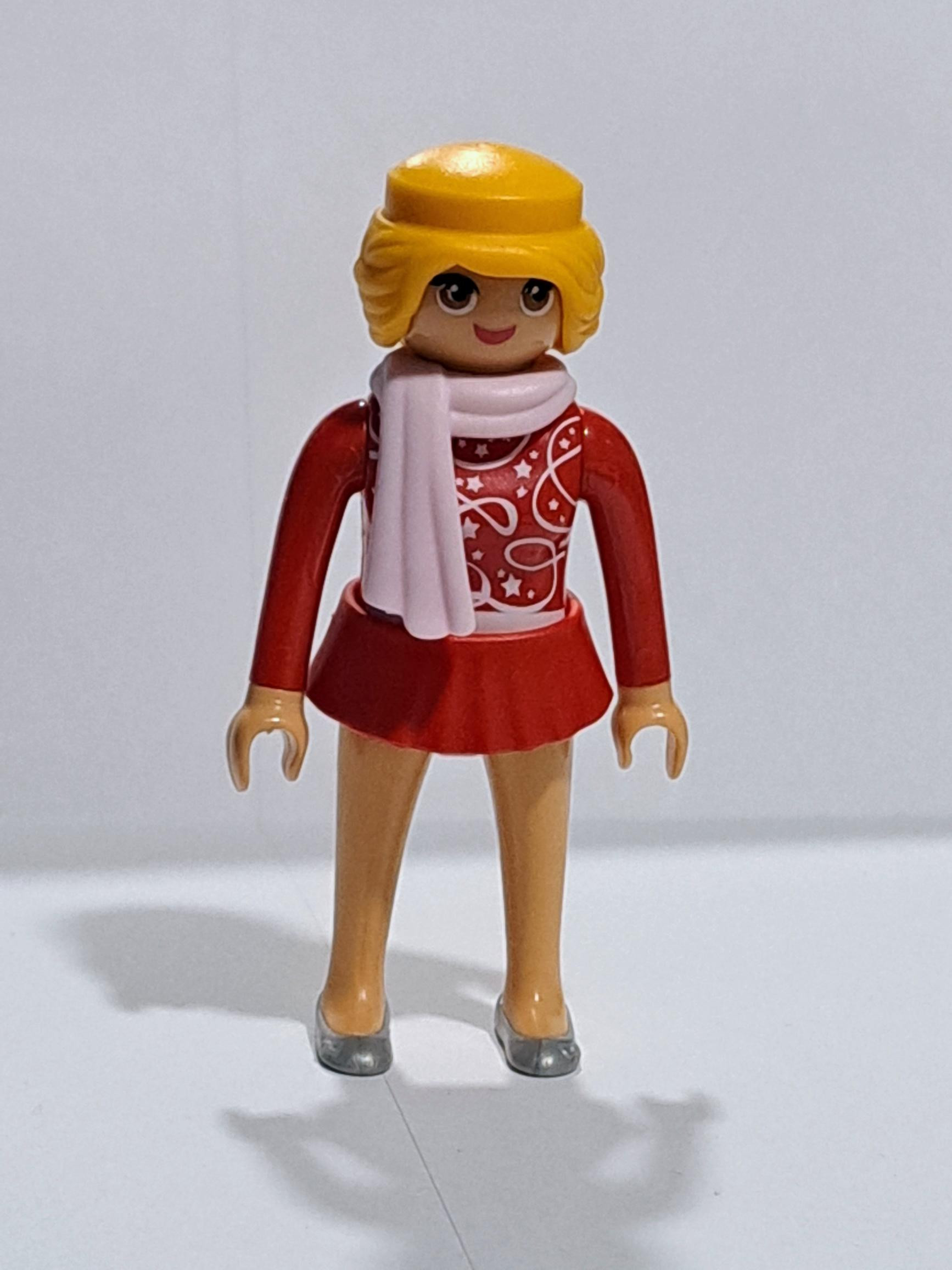 PLAYMOBIL FIGURA BAILARINA CON BUFANDA - 28/9/23