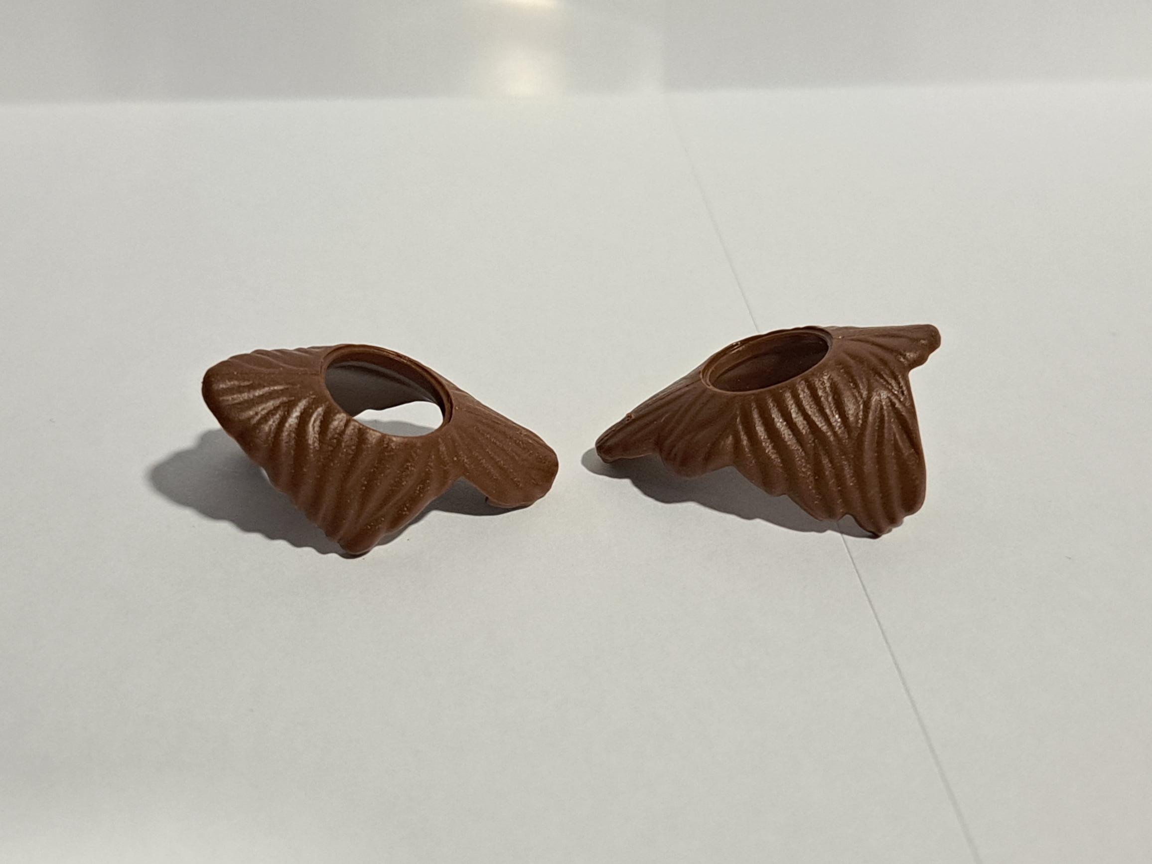 PLAYMOBIL PAREJA PROTECTOR CUELLO MARRON - 30/10/23