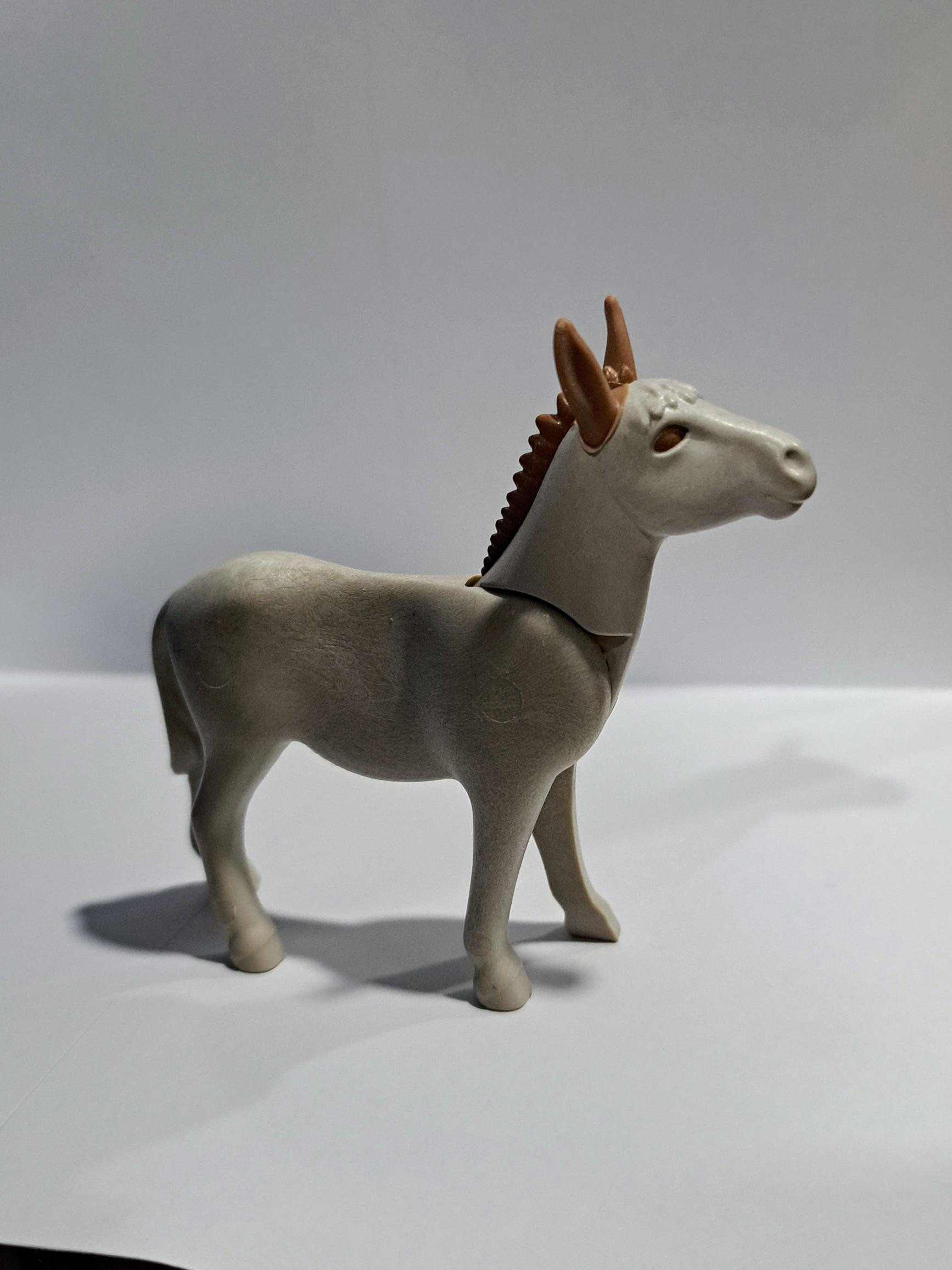 PLAYMOBIL BURRO GRIS - 18/12/23