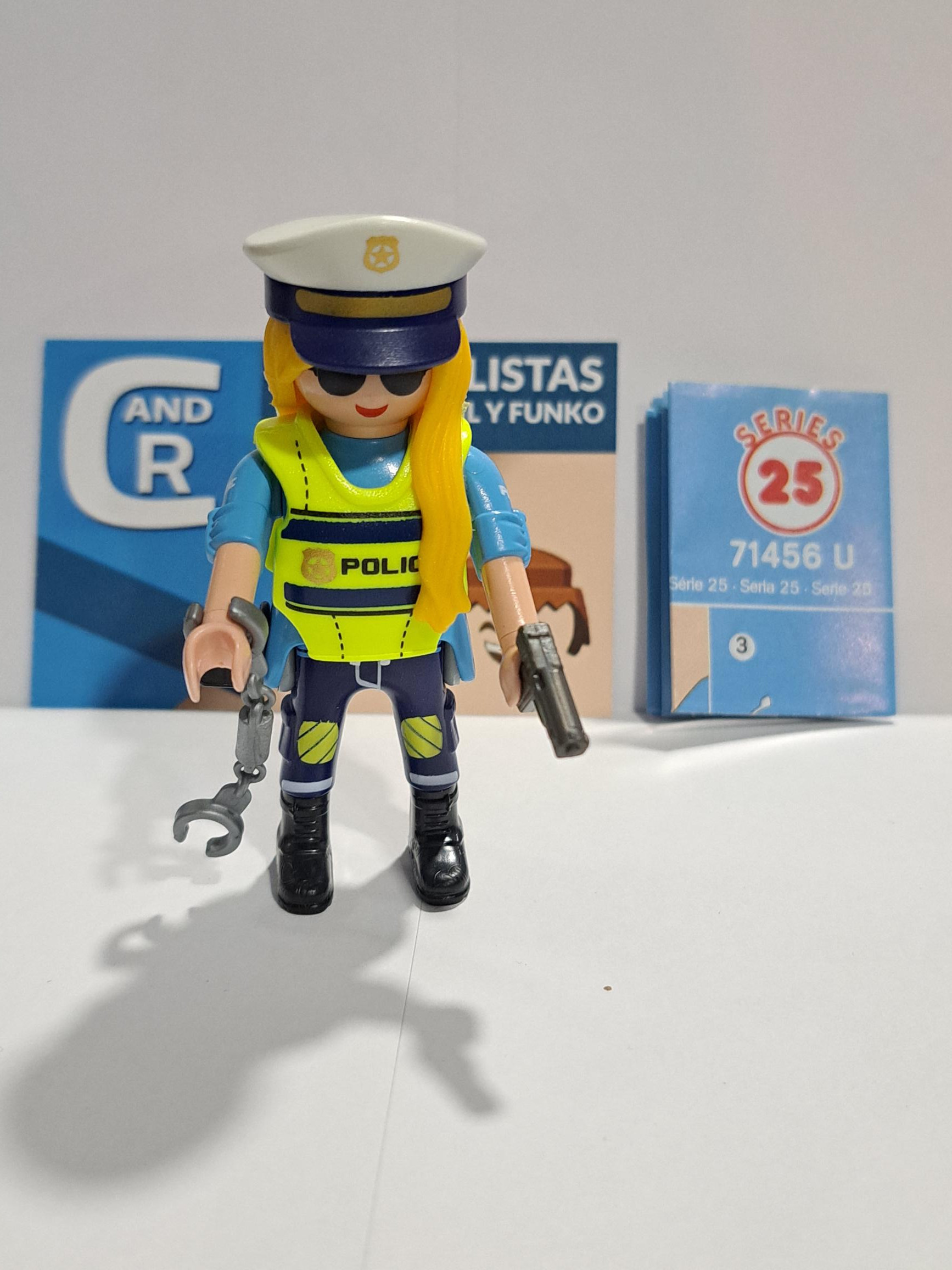 PLAYMOBIL SERIE 25 CHICAS POLICIA