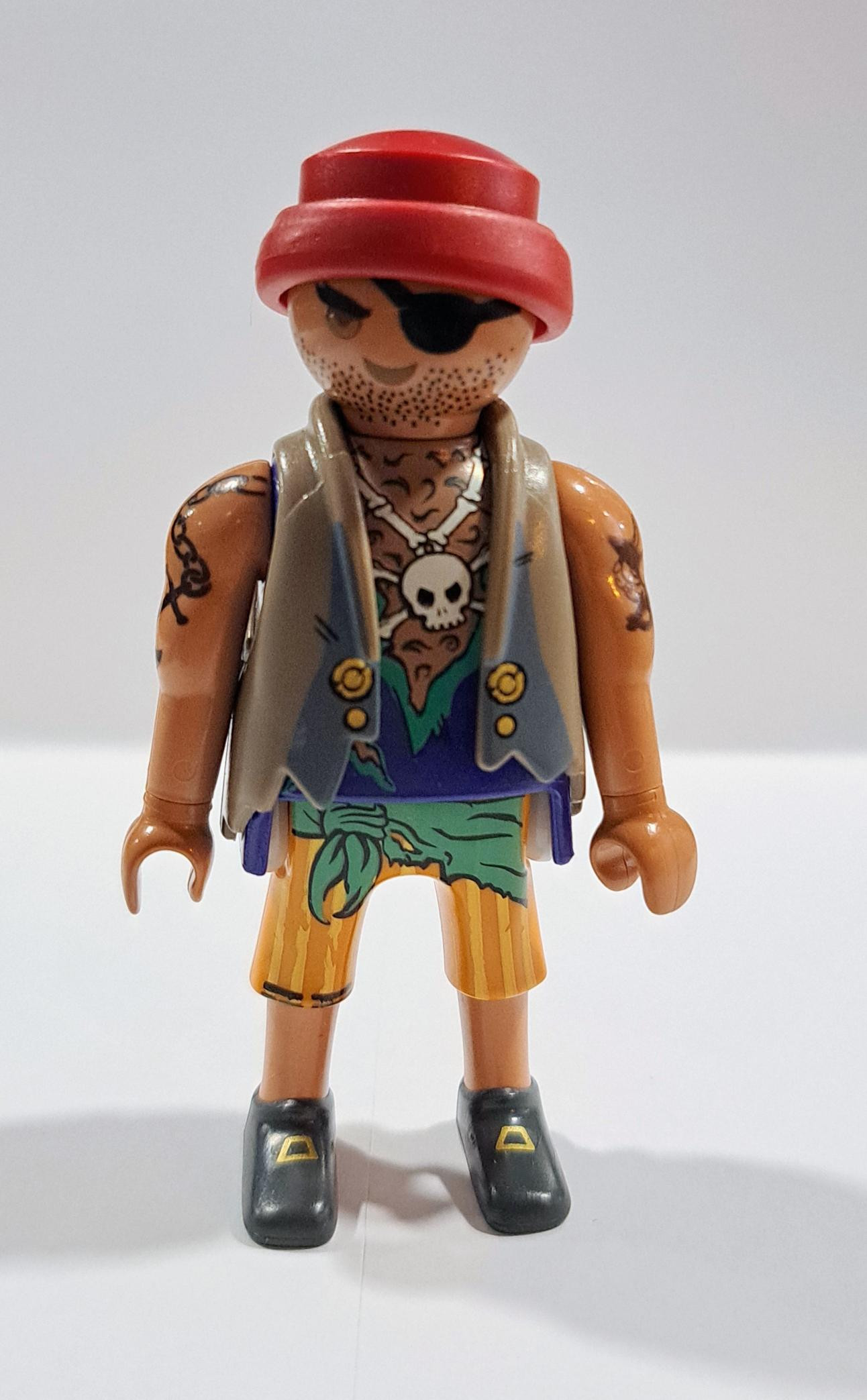 PLAYMOBIL FIGURA PIRATA PAÑUELO ROJO - 30/10/23