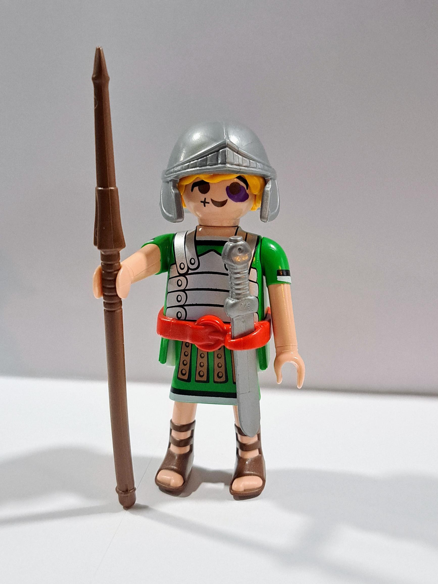 PLAYMOBIL SOLDADO ROMANO CON OJO MORADO - 14/9/21