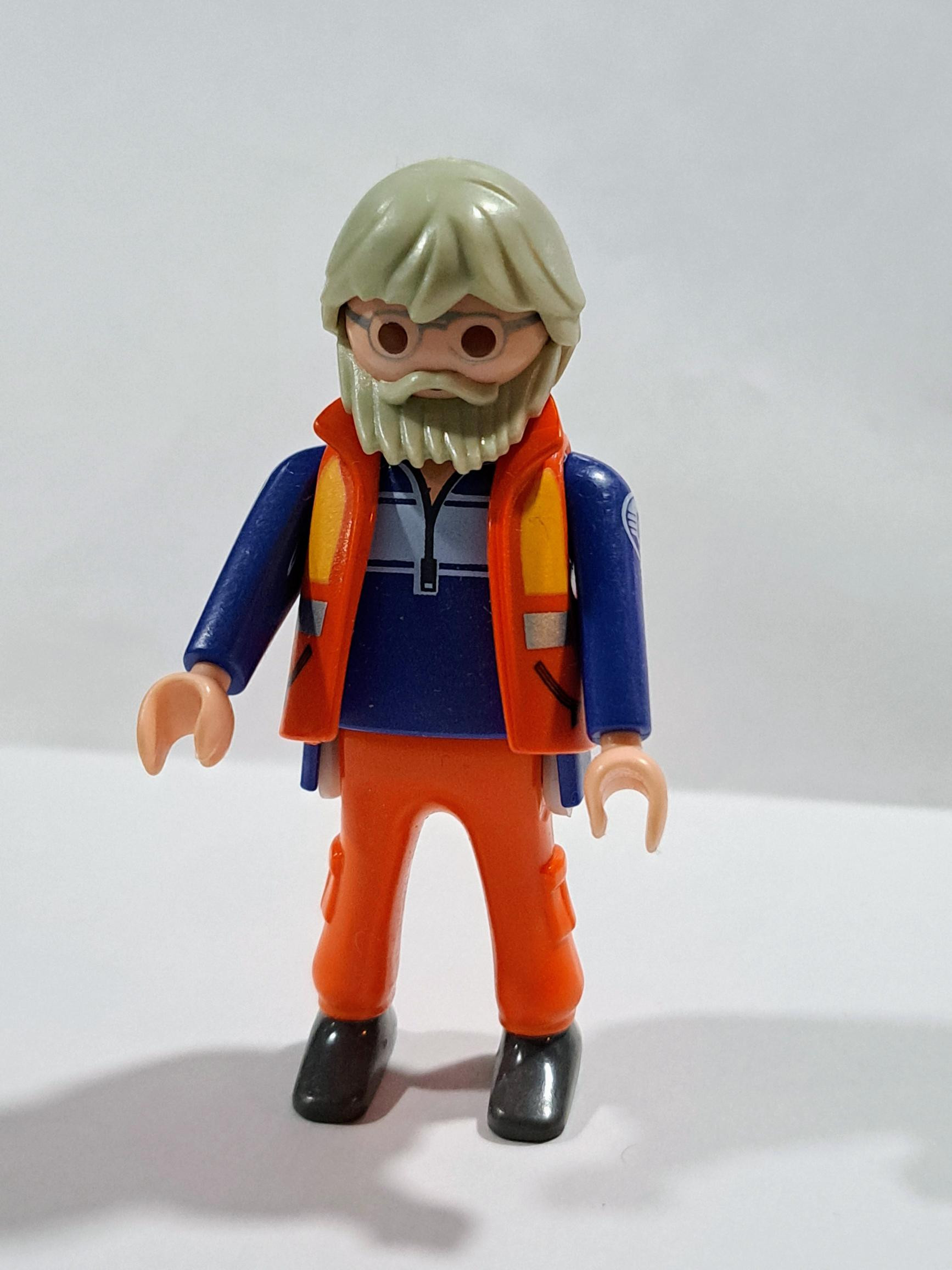 PLAYMOBIL FIGURA SANITARIO 1 - 13/11/16