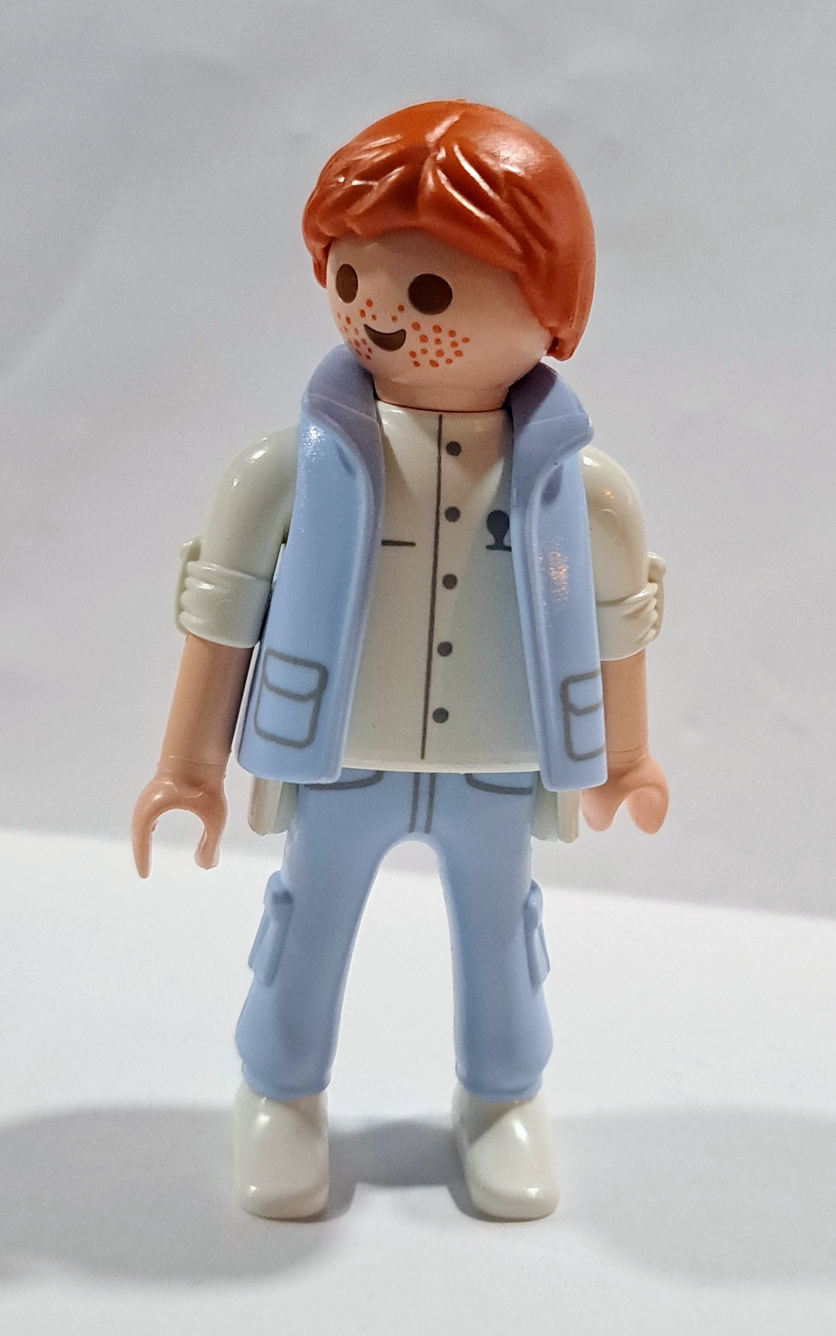PLAYMOBIL HOMBRE ENFERMERO - 2/10/20