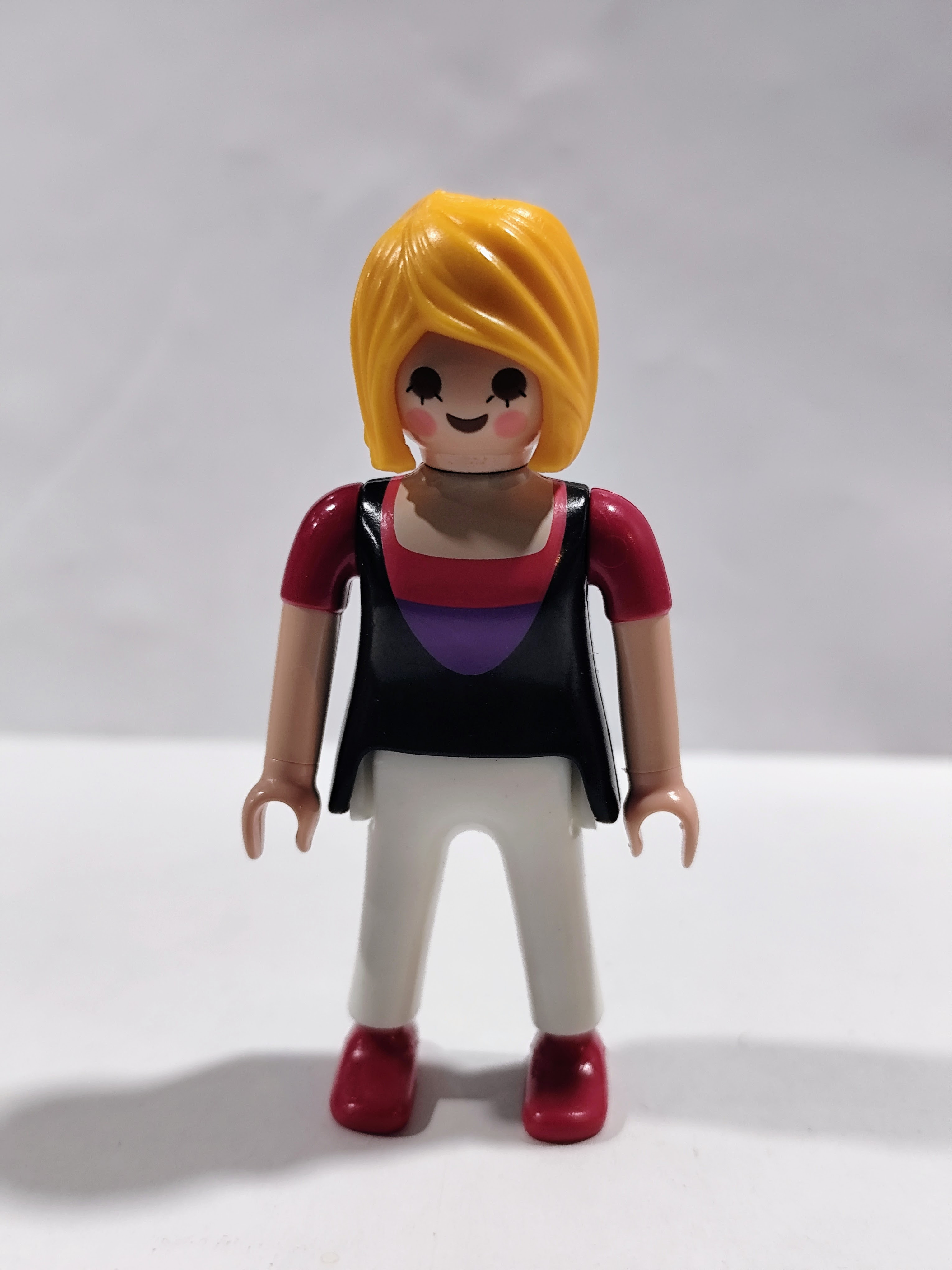 PLAYMOBIL FIGURA CHICA RUBIA - 2/7/24