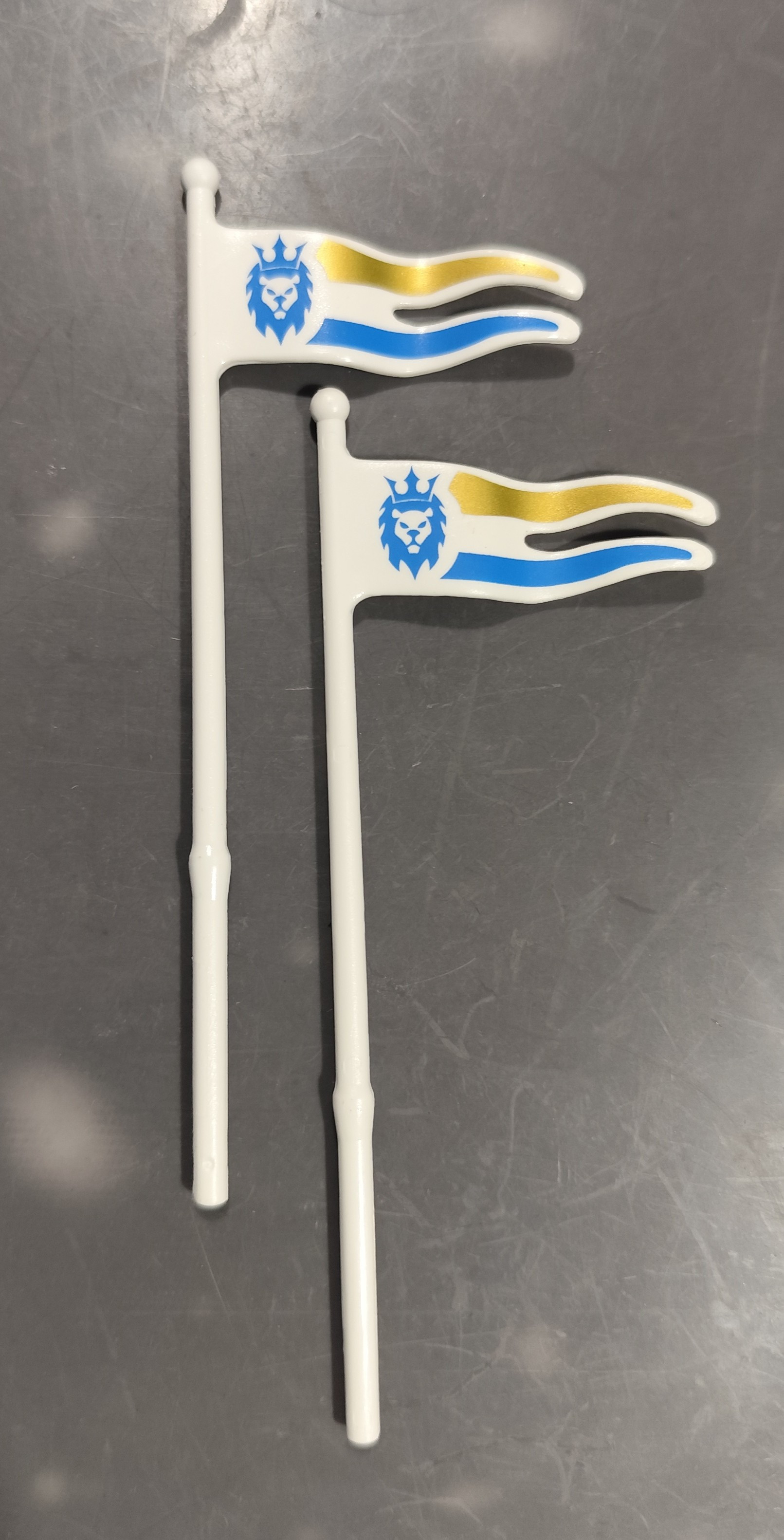 PLAYMOBIL 2X BANDERA DEL LEON - 2/7/24