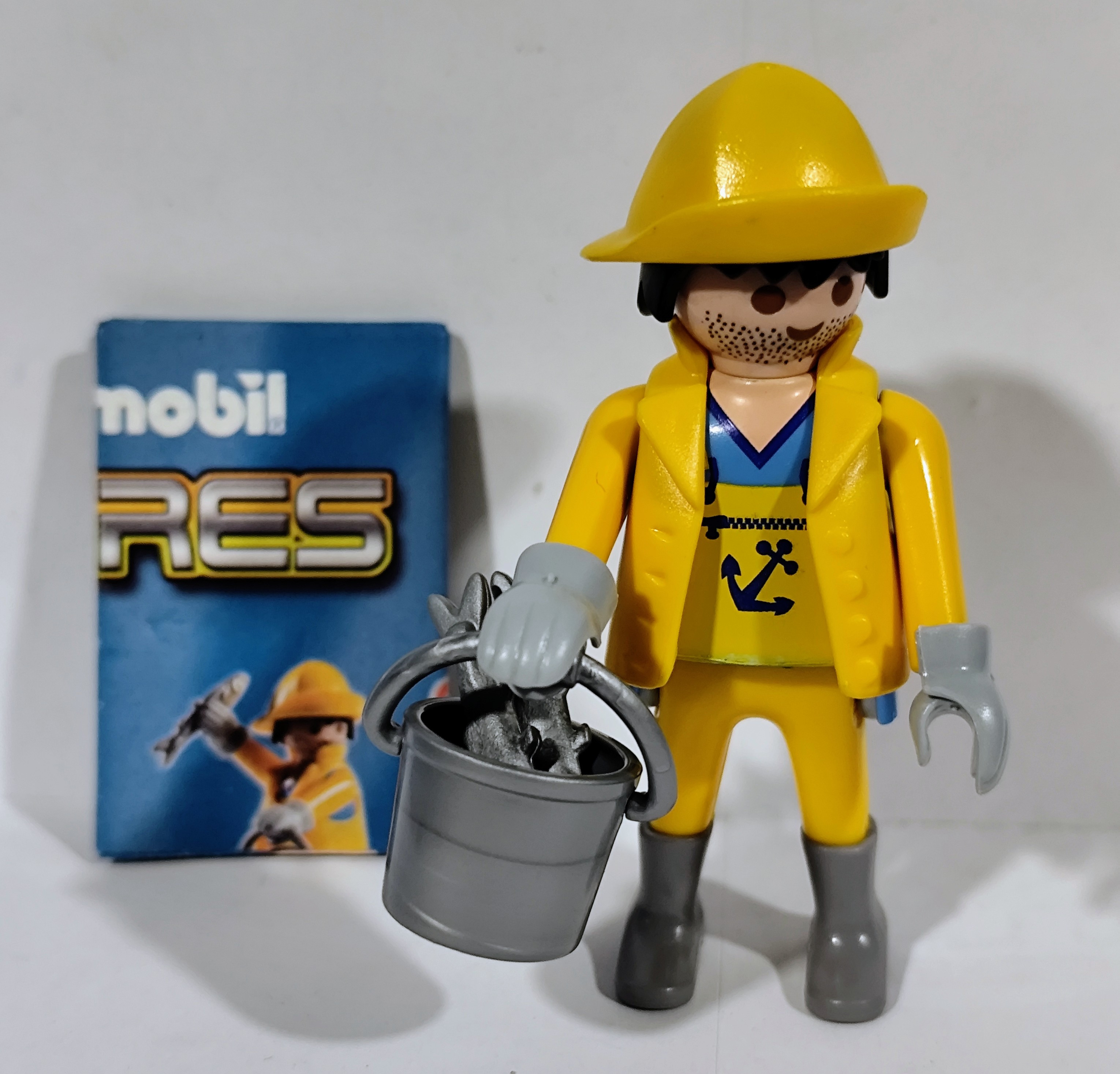 PLAYMOBIL PESCADOR SERIE 8 - 8/1/21