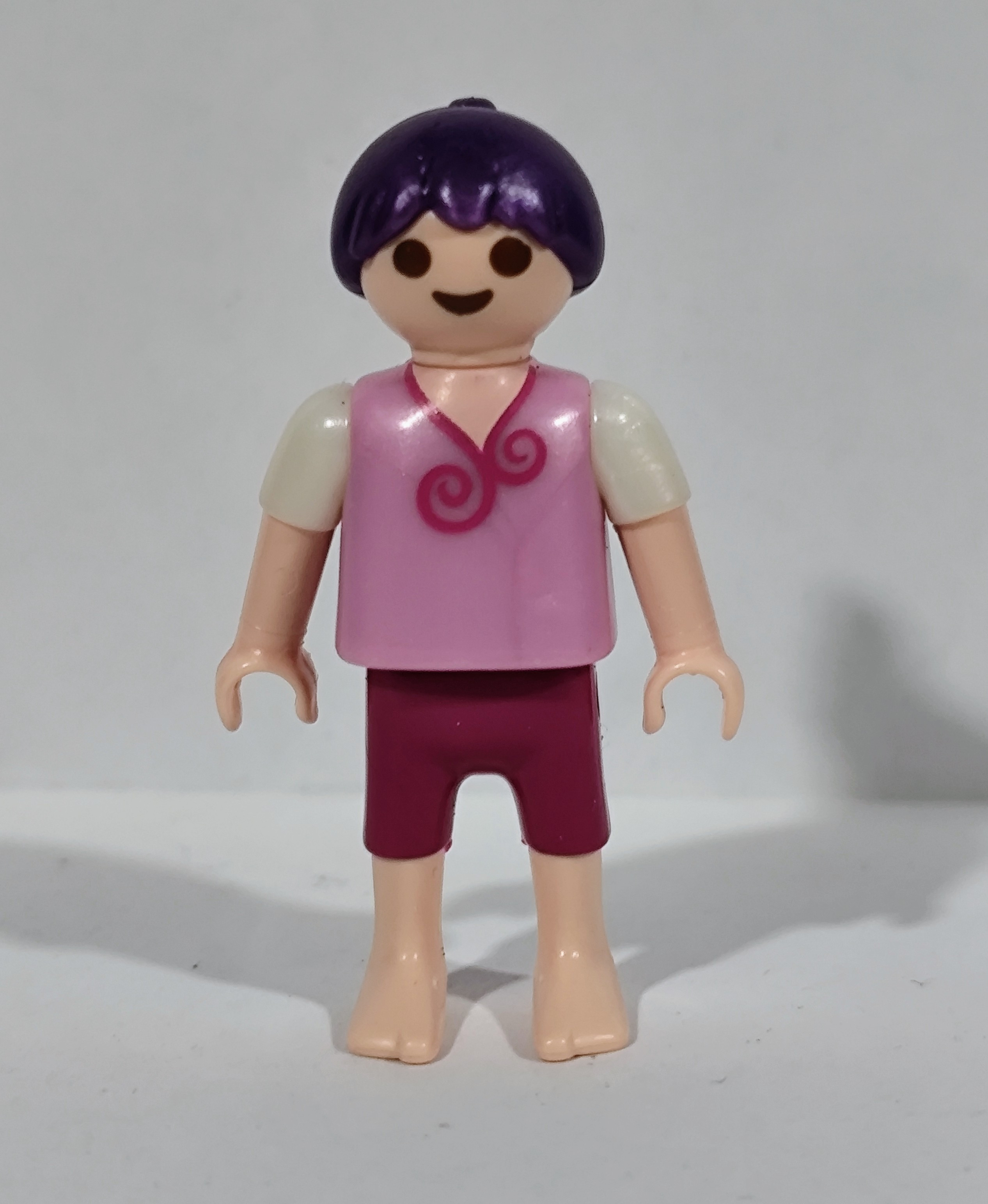 PLAYMOBIL NIÑA PELO MORADO - 28/1/20