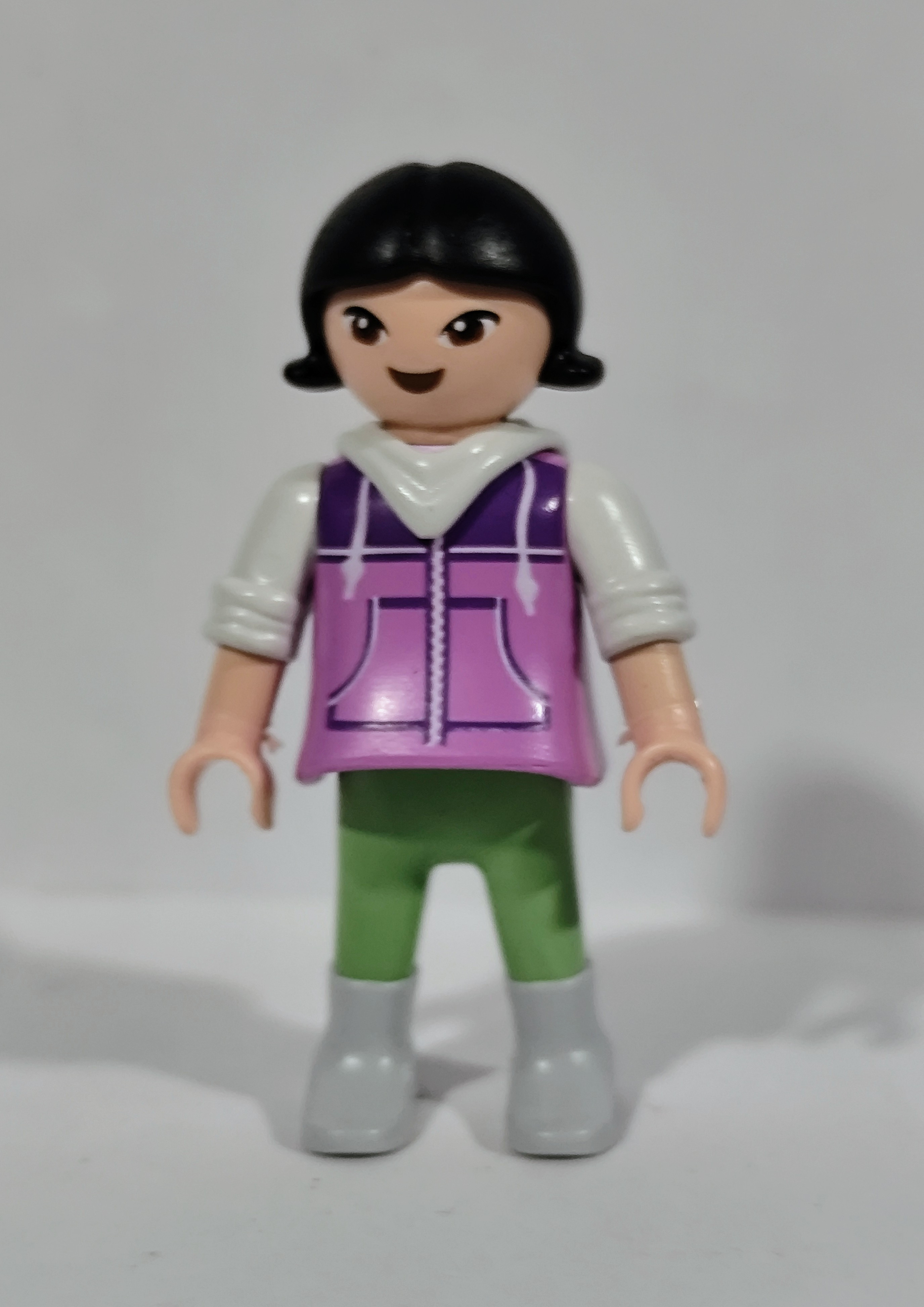 PLAYMOBIL NIÑA CARA ASIATICA - 28/1/20