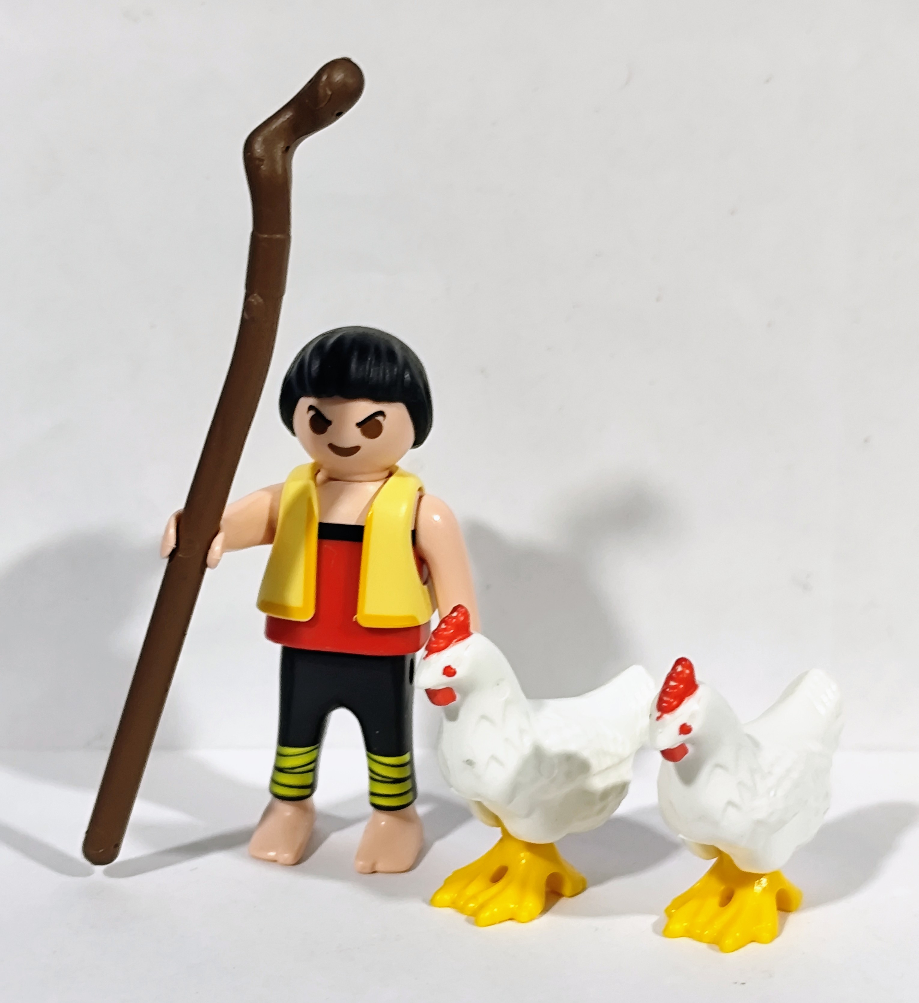 PLAYMOBIL NIÑO CON GALLINAS , BELEN , MEDIEVAL - 28/1/20