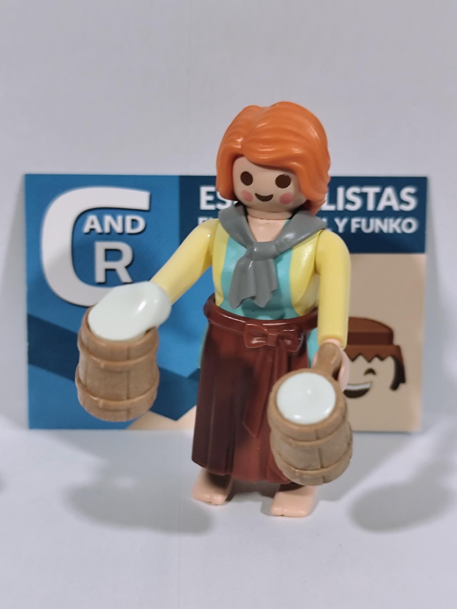 PLAYMOBIL ALDEANA , CAMARERA CON JARRAS DE CERVEZA , BELEN - 10/11/18