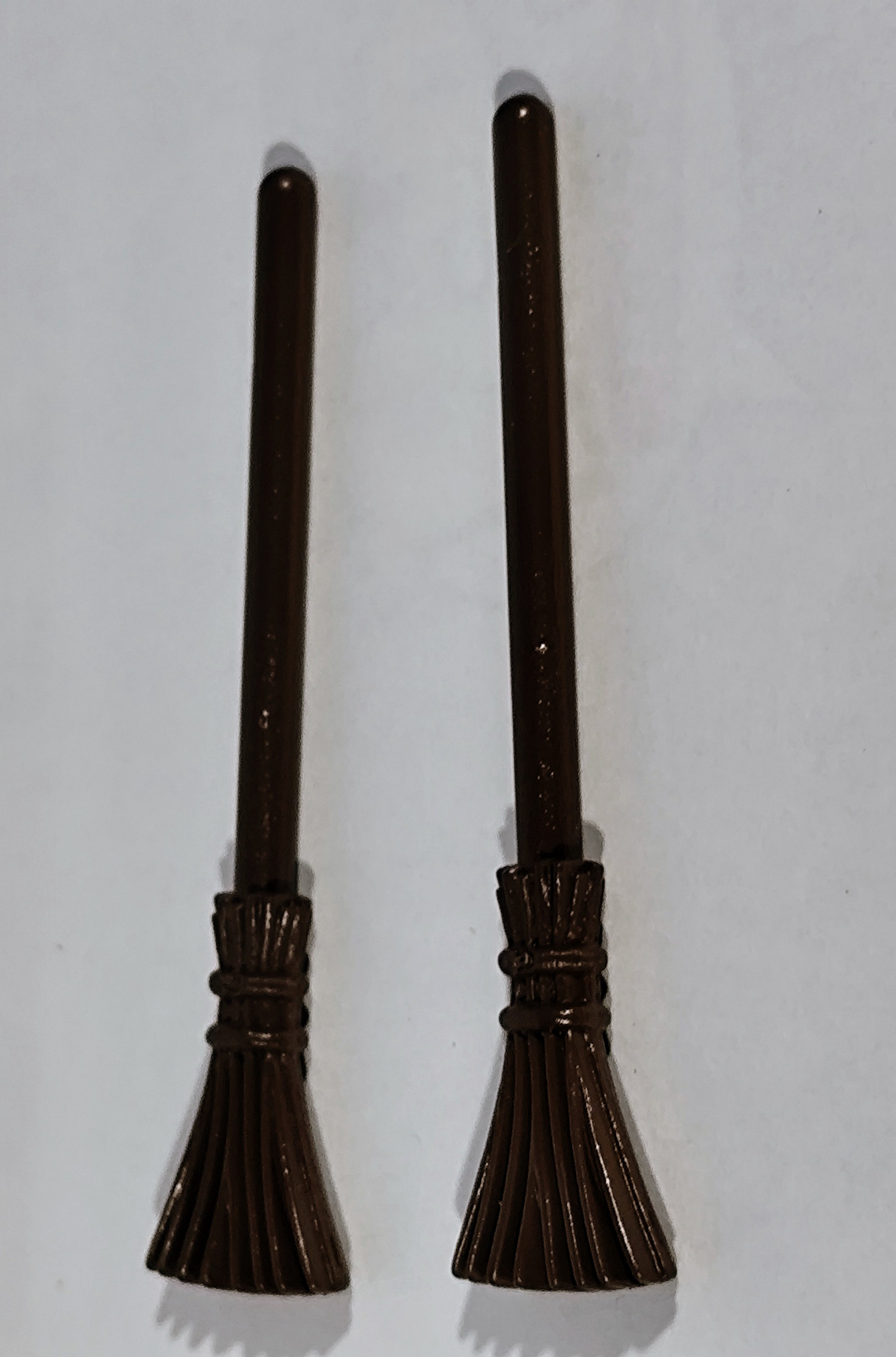 PLAYMOBIL 2X ESCOBA MARRON - 20/9/15