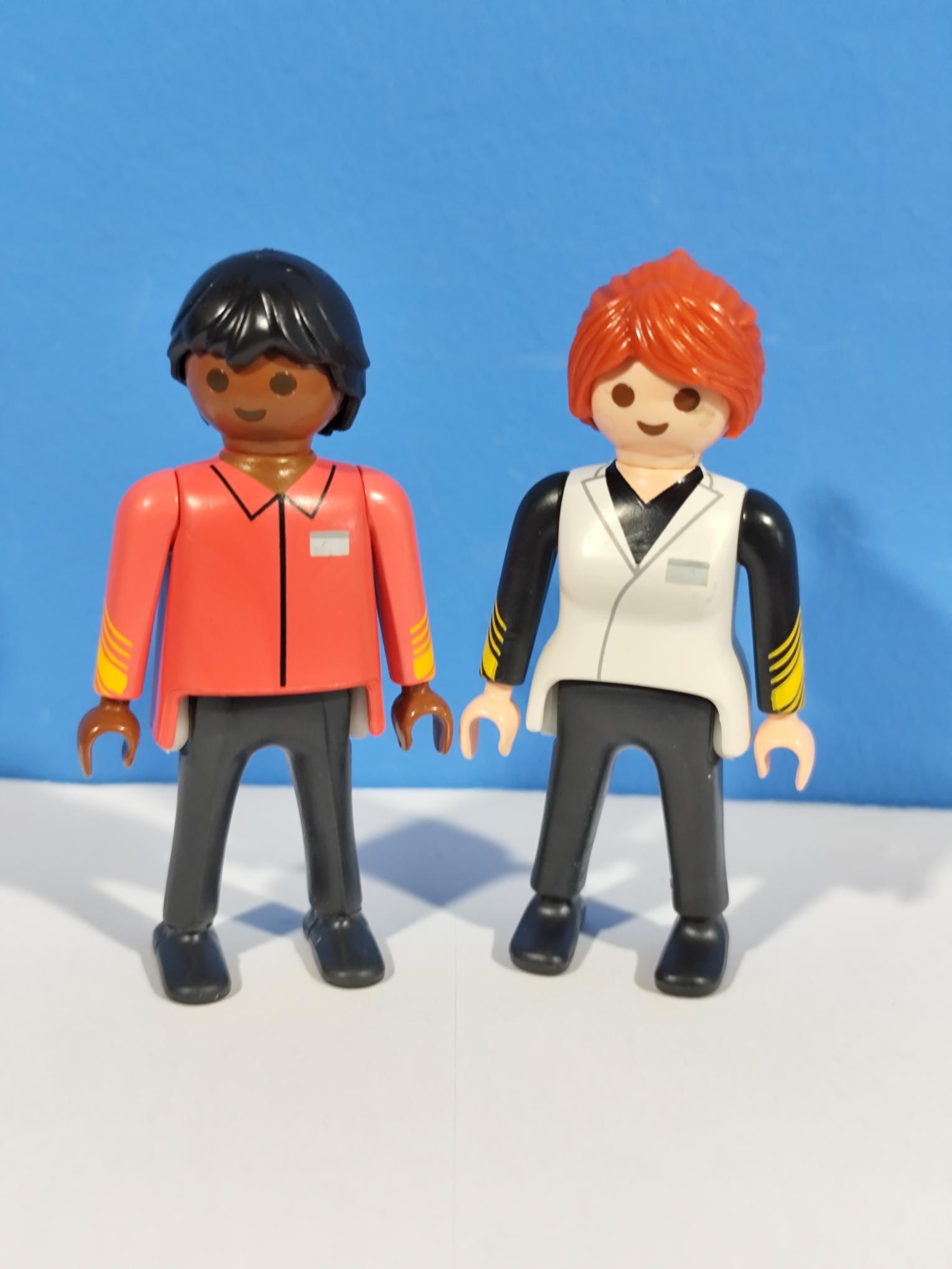 PLAYMOBIL PAREJA TRABAJADORES SUPERMERCADO - 29/10/18