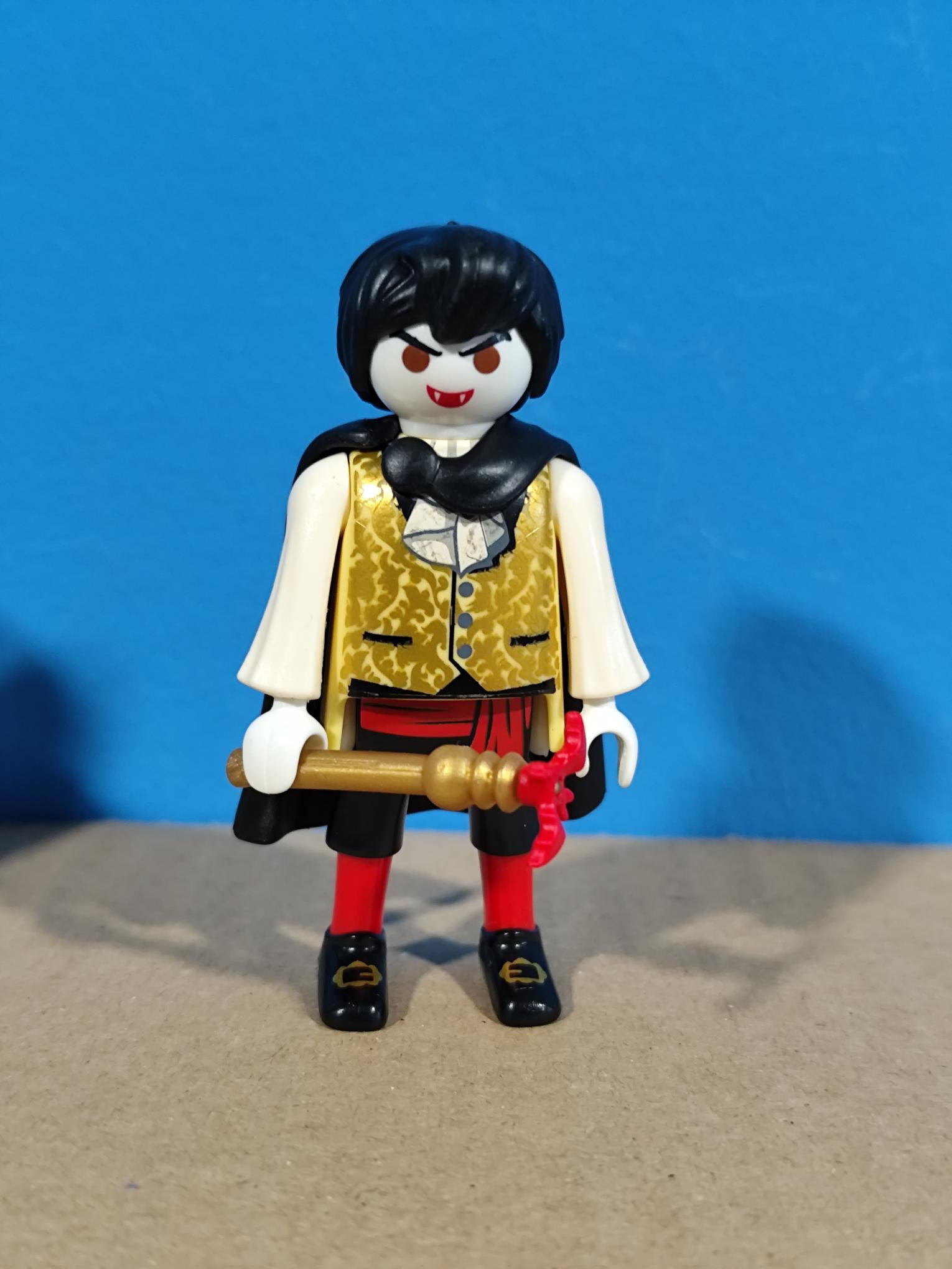 PLAYMOBIL FIGURA DRACULA -10/4/21