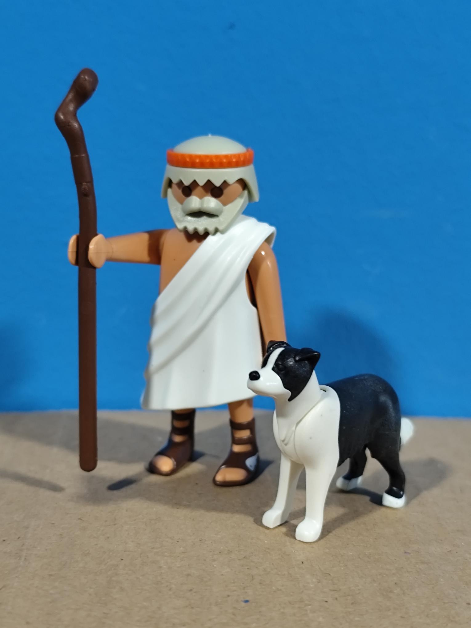 PLAYMOBIL PEREGRINO CON PERRO -10/4/21