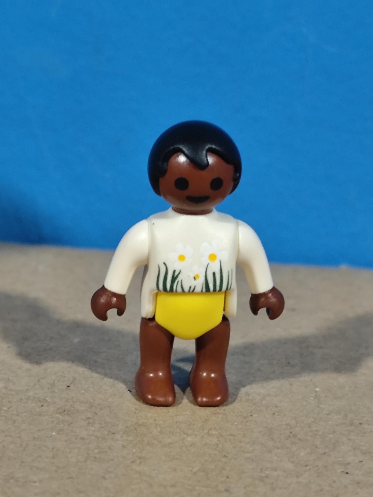 PLAYMOBIL BEBE NEGRO - 28/9/21
