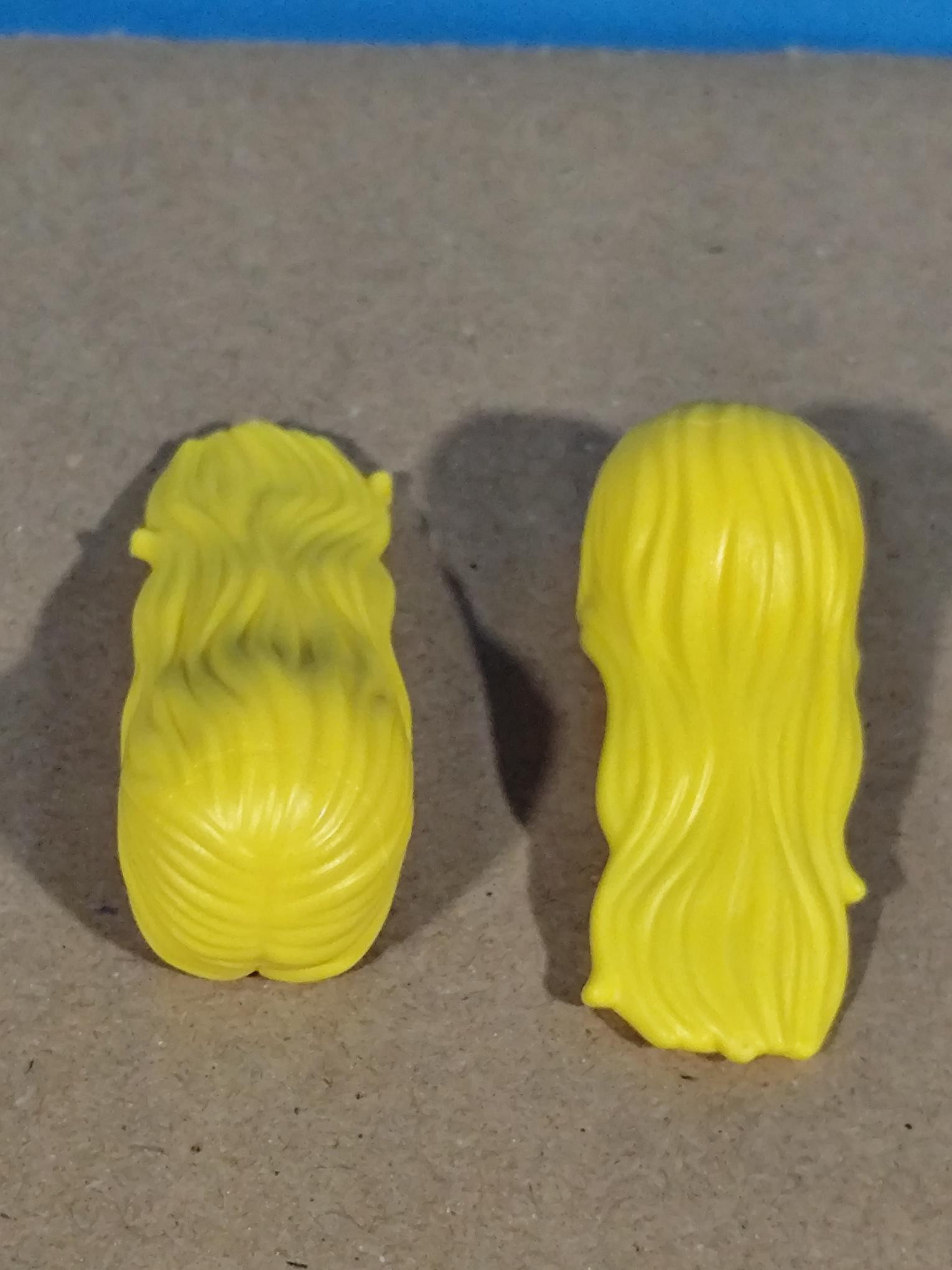 PLAYMOBIL 2X PELUCA RUBIA LARGA - 28/9/21