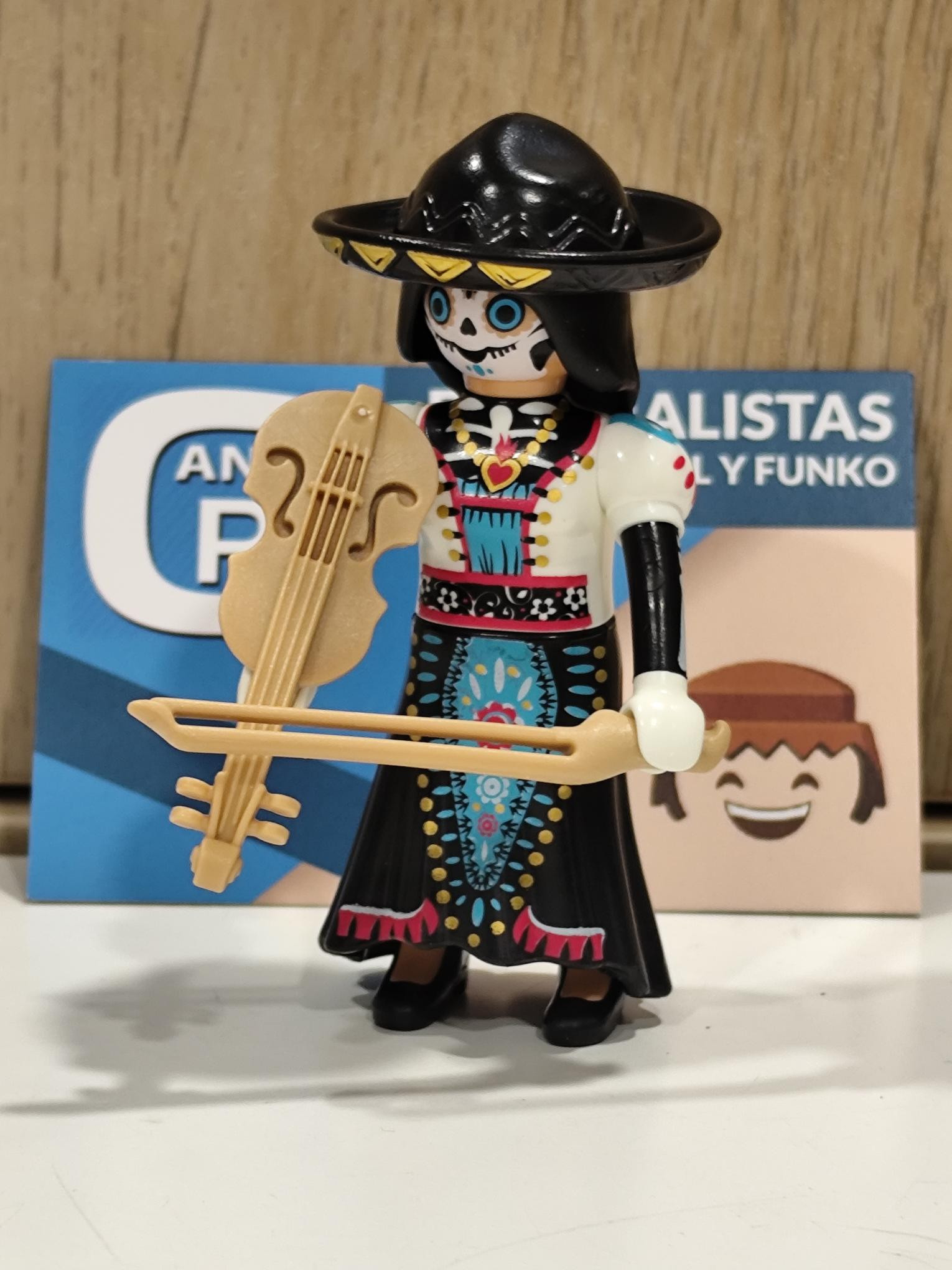 PLAYMOBIL FIGURA CATRINA CON VIOLIN - 29/1/25