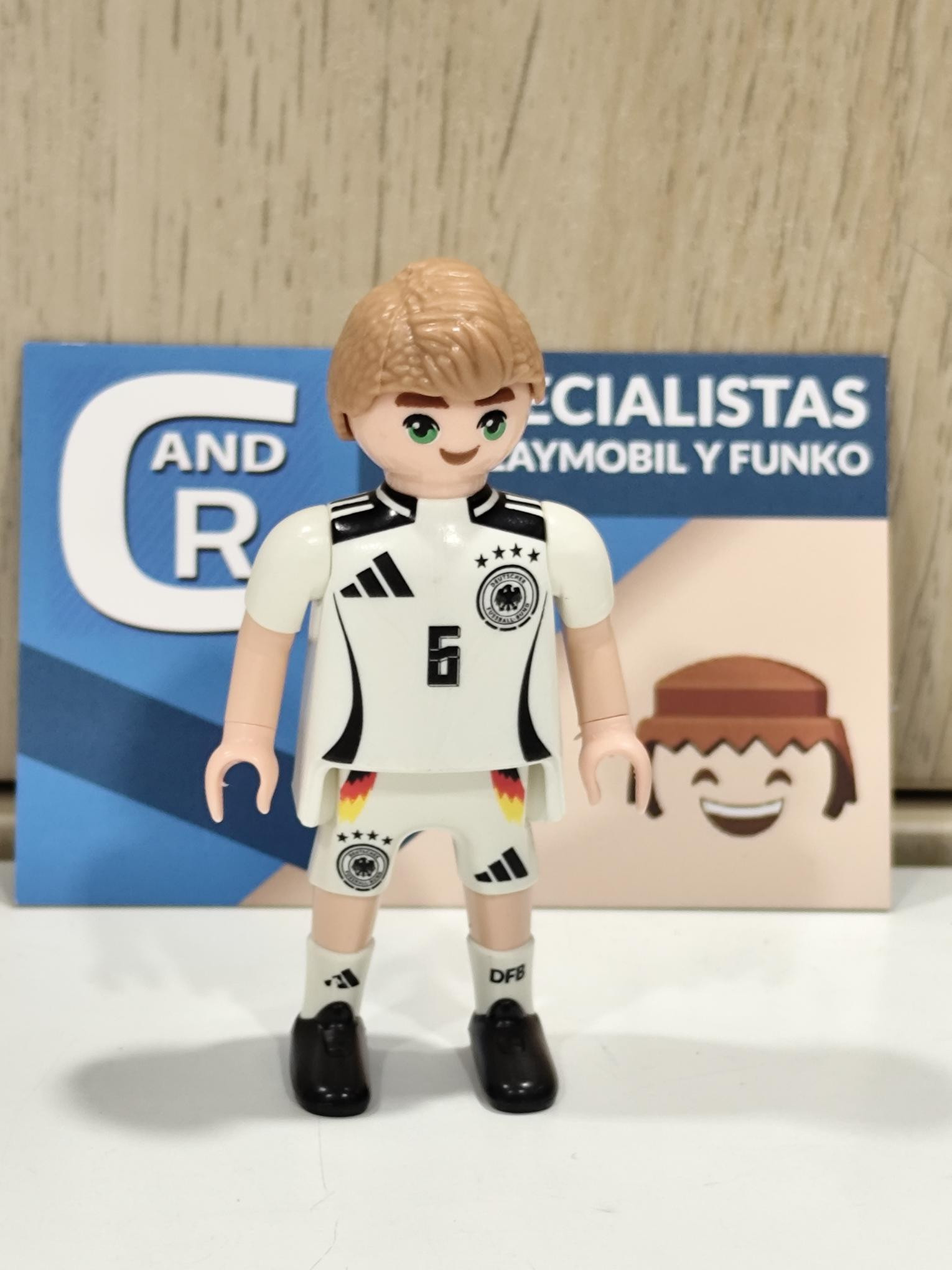 PLAYMOBIL JUGADOR DE FUTBOL ALEMANIA - 29/1/25