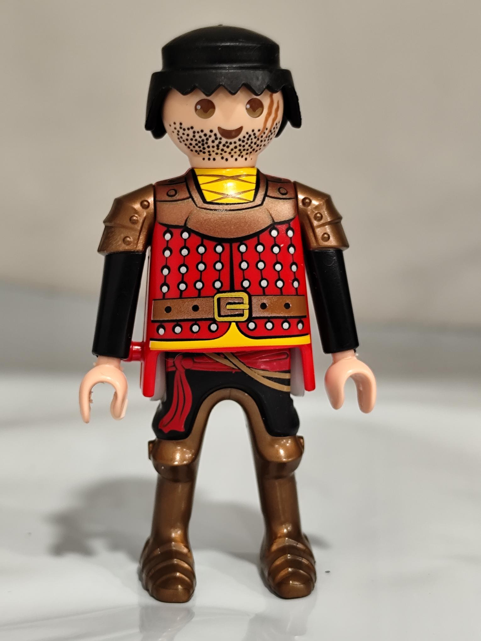 PLAYMOBIL FIGURA GUERRERO NOVELMORE - 13/8/15