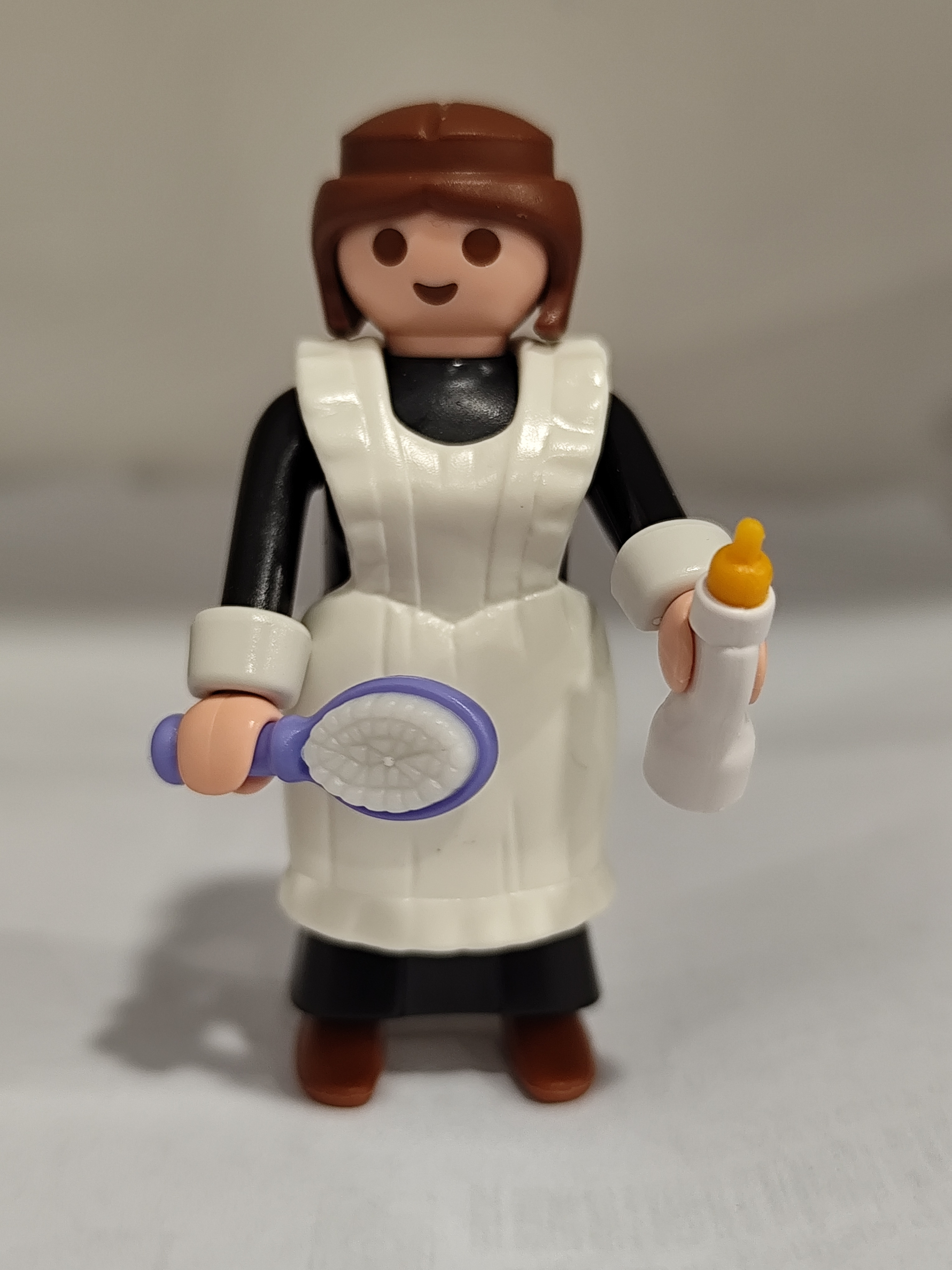 PLAYMOBIL CRIADA , NIÑERA VICTORIANA PELO MARRON - 18/5/25