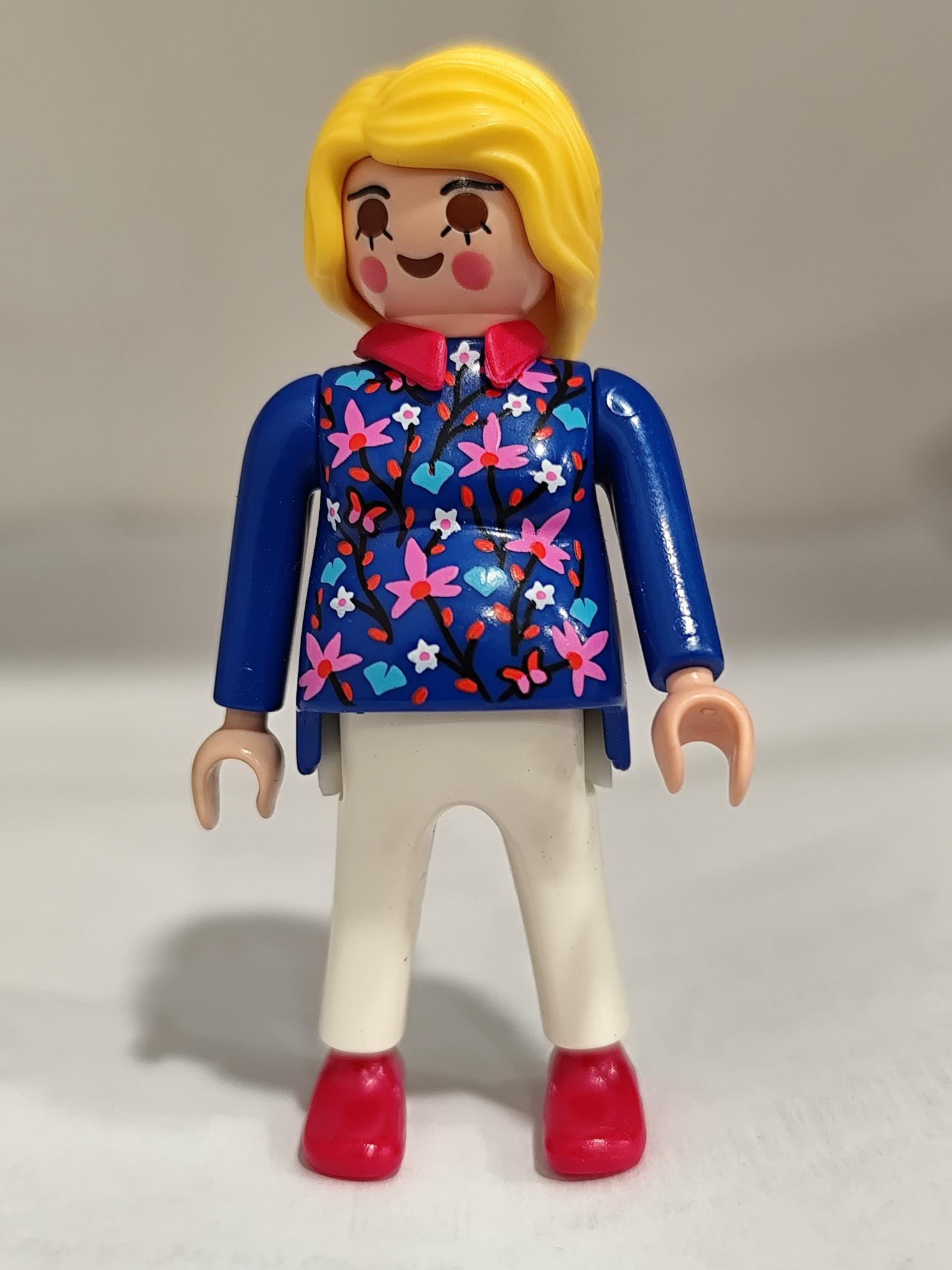 PLAYMOBIL FIGURA EMBARAZADA RUBIA - 18/5/25