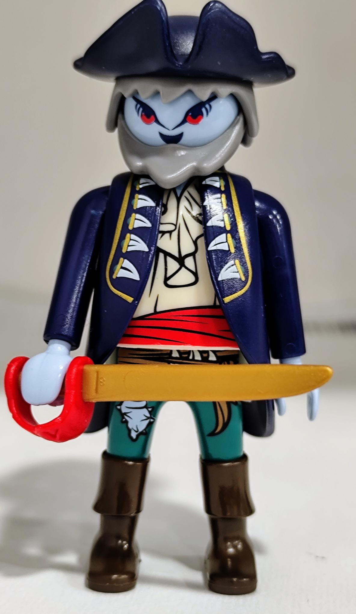 PLAYMOBIL NUEVO PIRATA FANTASMA CON ESPADA - 28/9/23