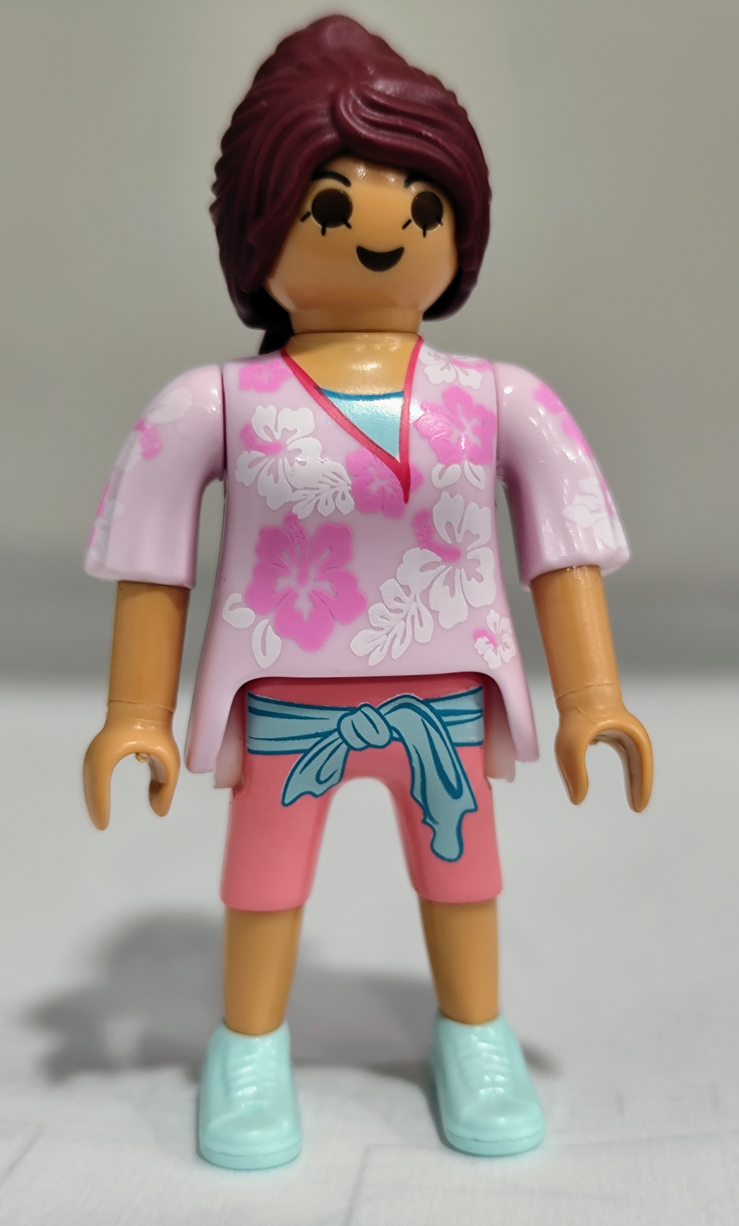 PLAYMOBIL CHICA MODERNA CAMISETA ROSA - 22/6/25