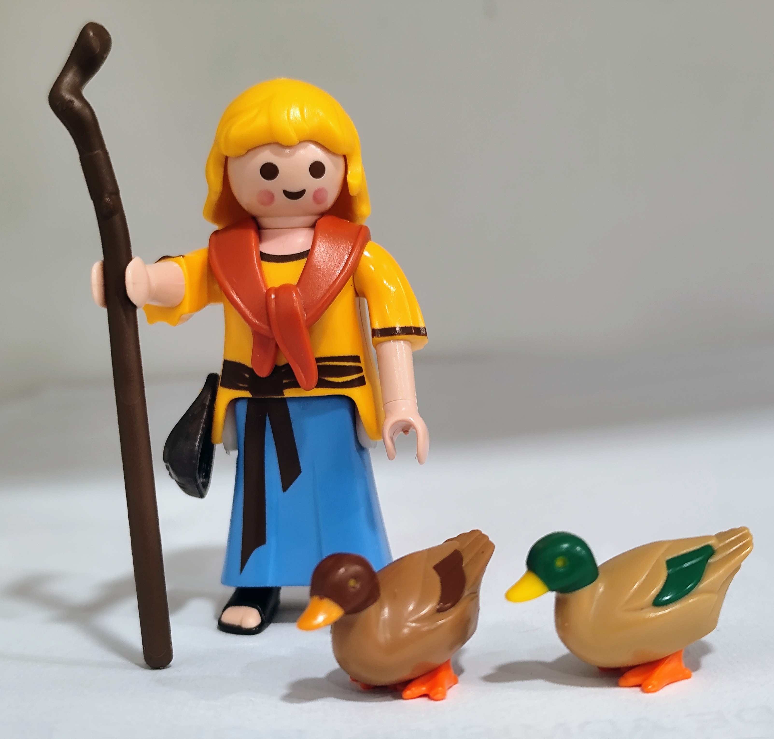 PLAYMOBIL ALDEANA , PASTORA CON PATOS , BELEN - 27/6/25