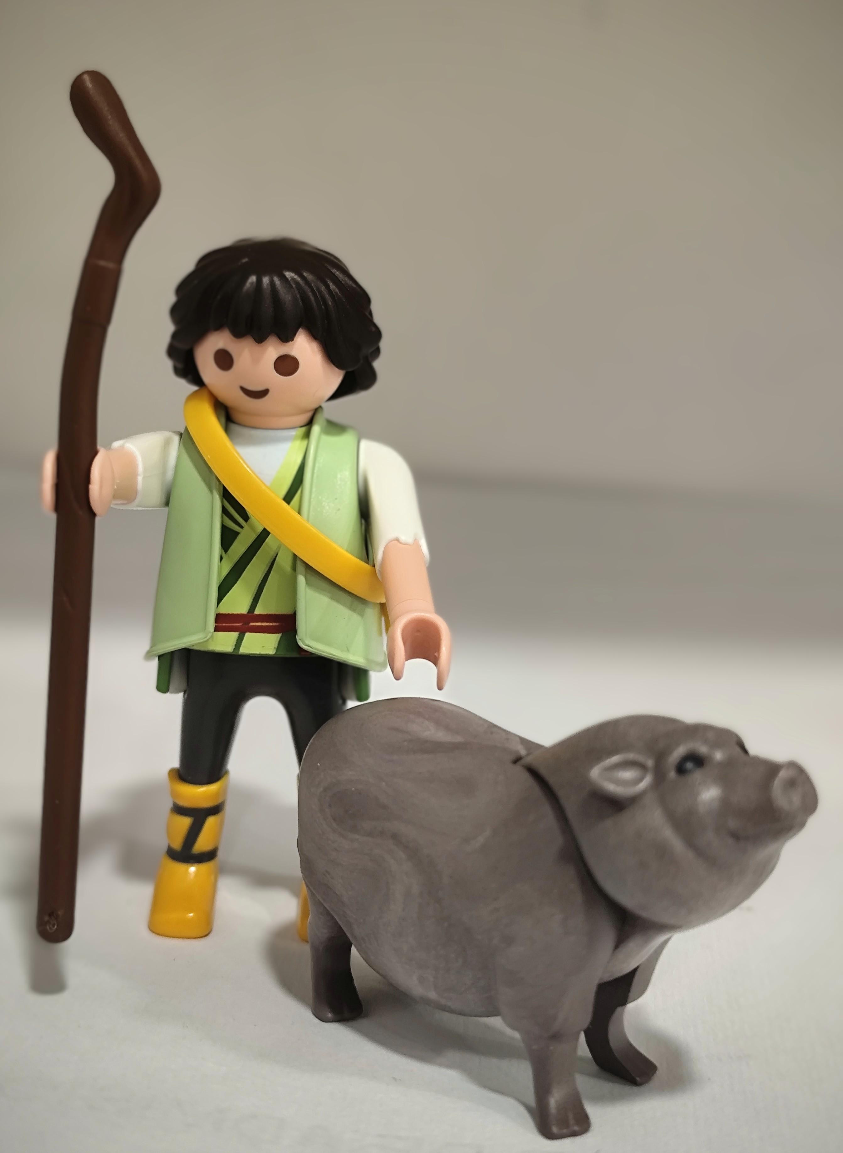 PLAYMOBIL ALDEANO , PASTOR CON NUEVO CERDO , GORRINO , BELEN - 27/6/25