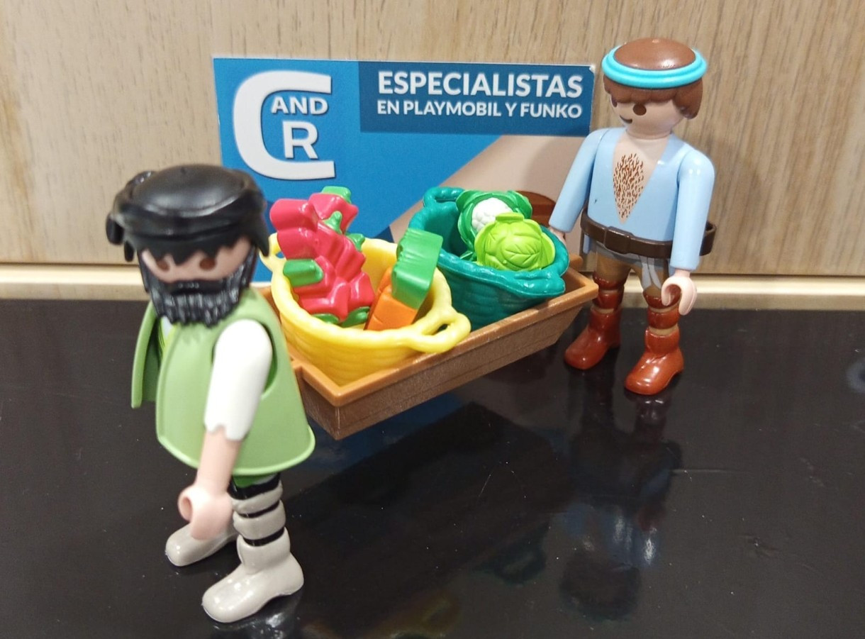 PLAYMOBIL ALDEANOS TRANSPORTANDO VERDURAS , AGRICULTORES , BELEN - 27/6/25