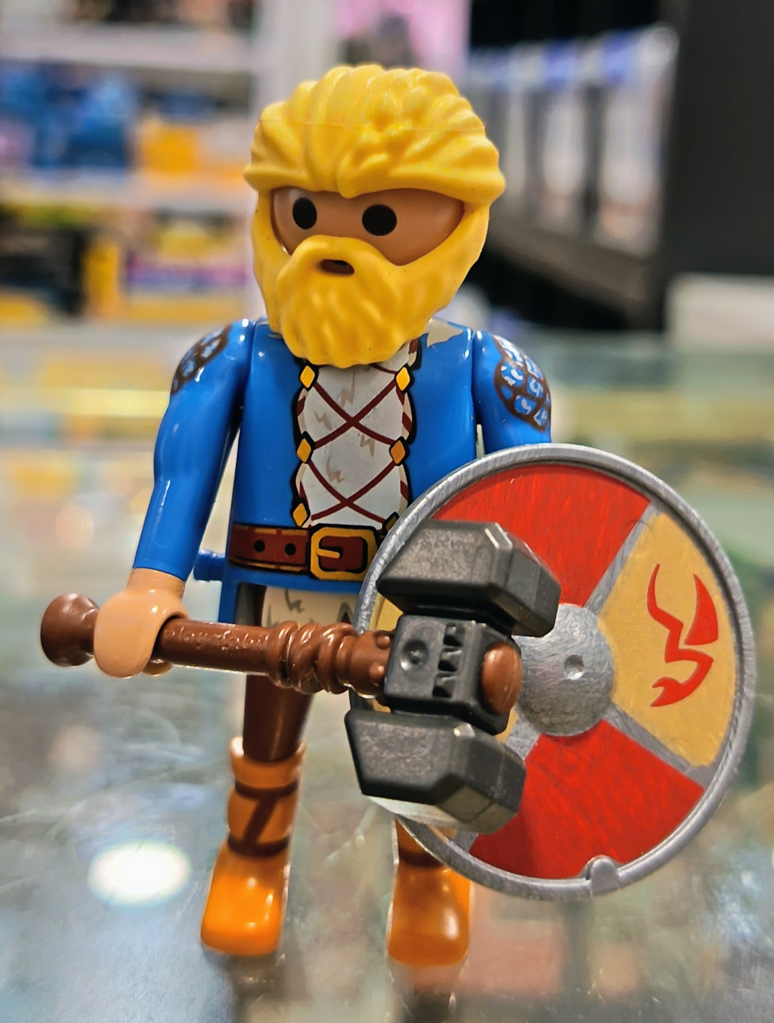 PLAYMOBIL GUERRERO VIKINGO CON MARTILLO DE GUERRA - 10/9/25
