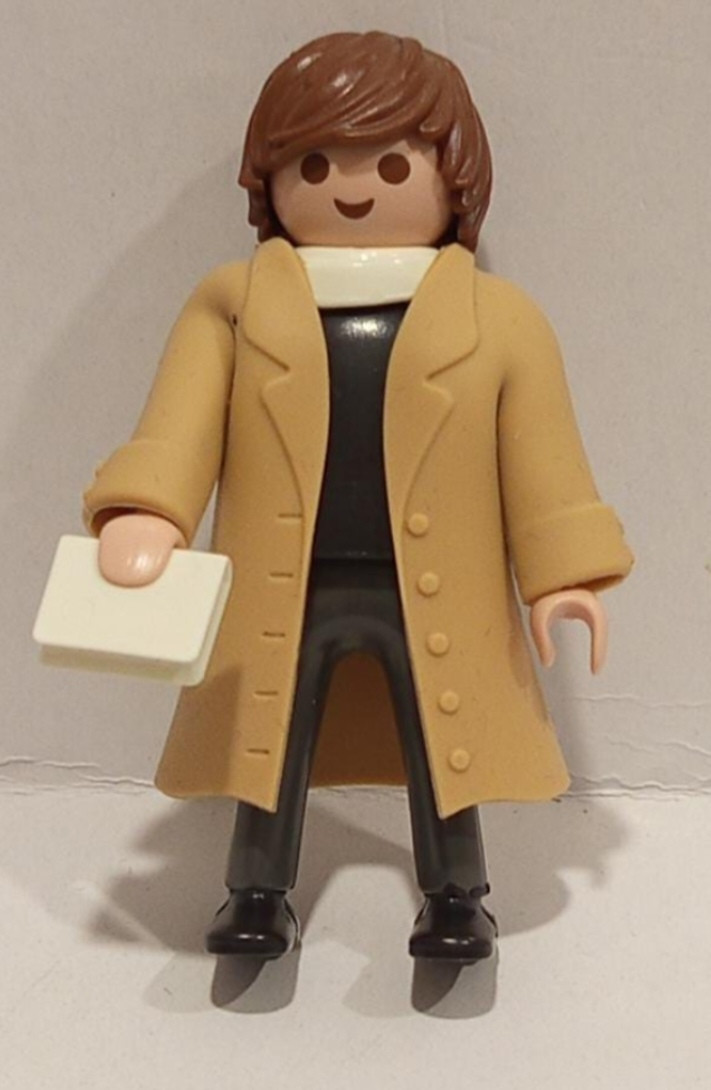 PLAYMOBIL SACERDOTE MODERNO - 10/9/25