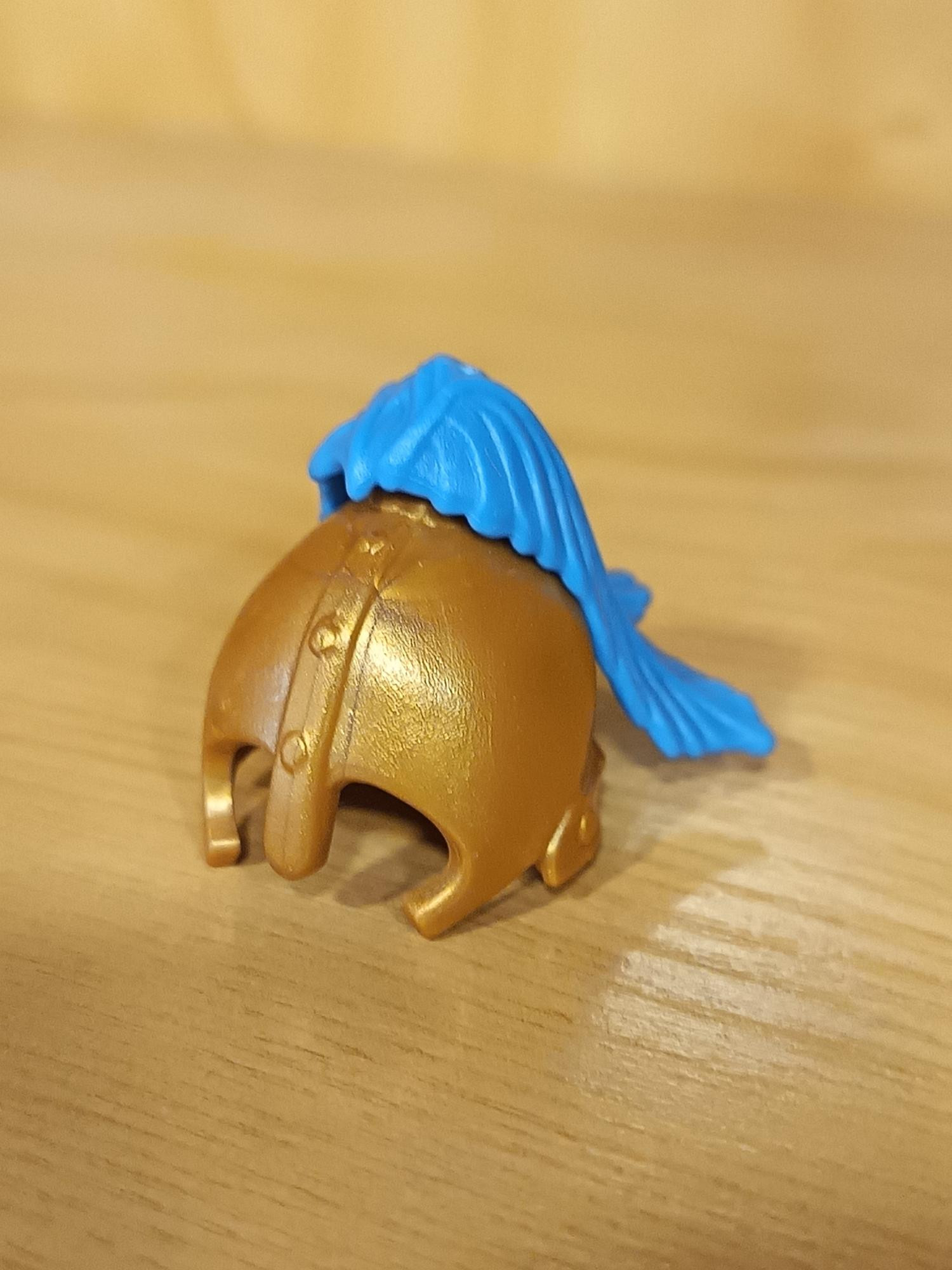 PLAYMOBIL CASCO MEDIEVAL CON PLUMA - 22/10/25