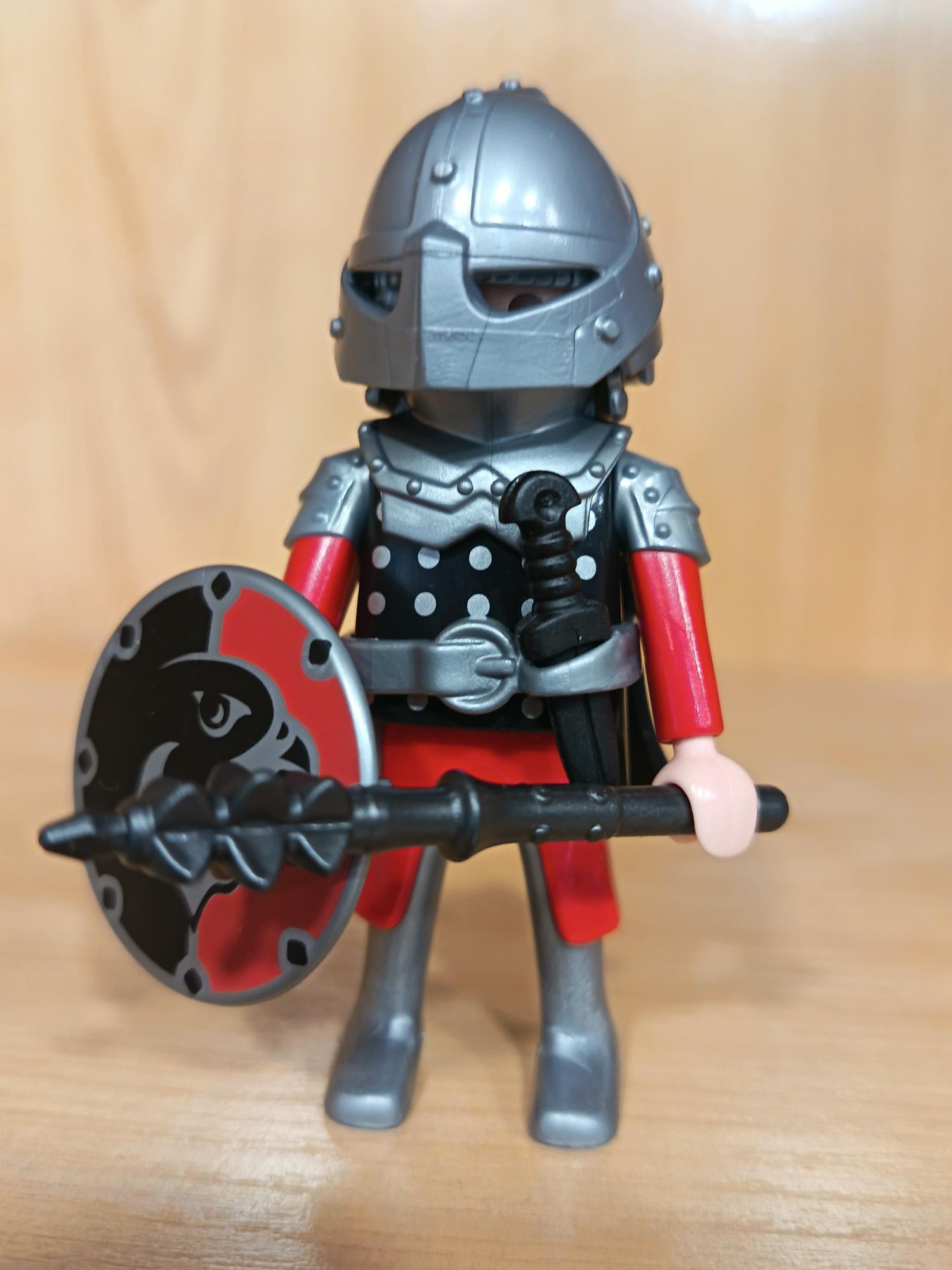 PLAYMOBIL GUERRERO DEL HALCON - 10/7/25