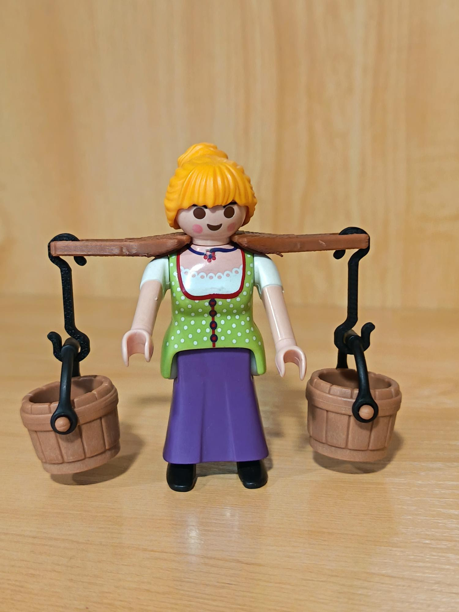 PLAYMOBIL AGUADORA CON PORTA CUBOS REALIZADO EN 3D , BELEN - 4/10/16