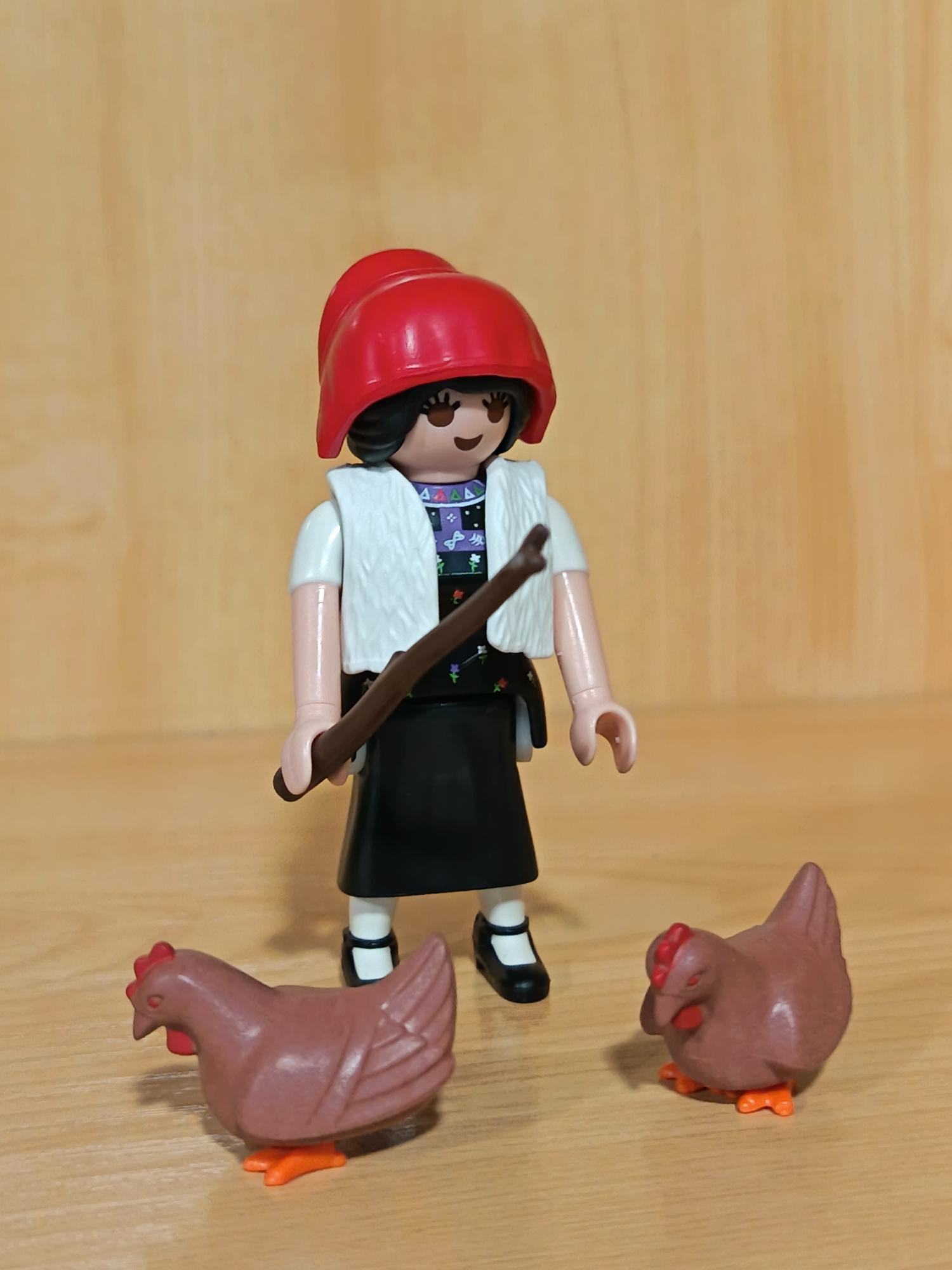 PLAYMOBIL ALDEANA CON GALLINAS , BELEN - 10/7/25